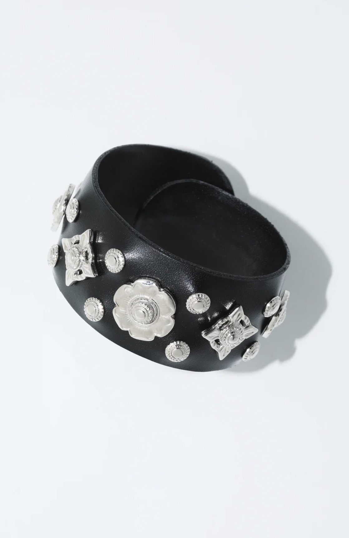 Toga LEATHER ROLL BANGLE