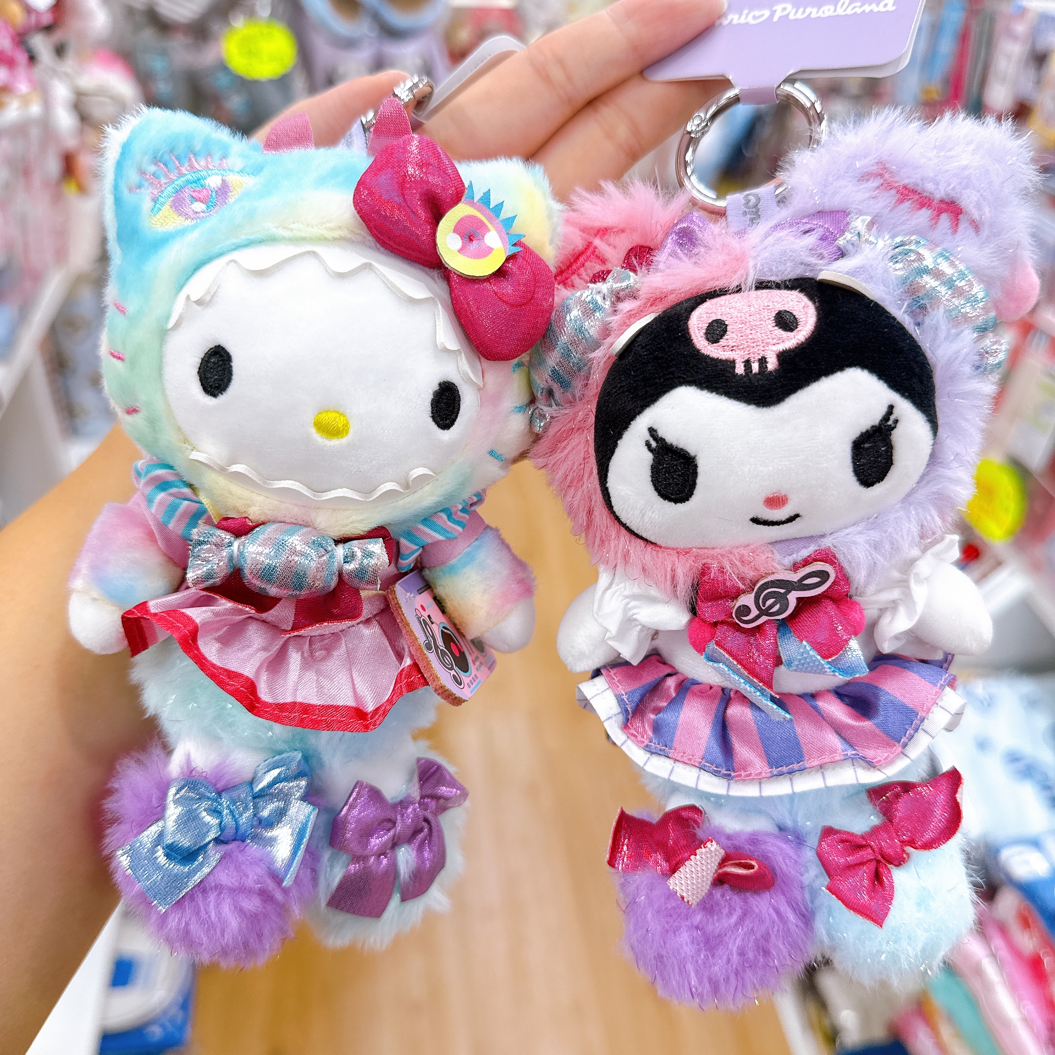 日本直送hellokittyland Sanrio x Labubu monsters 公仔掛飾