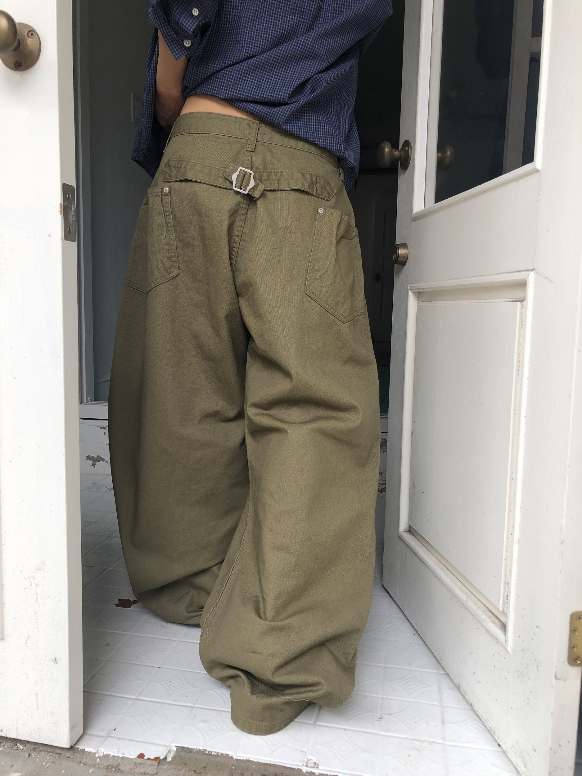 Side Pocket Wide-Leg Pants