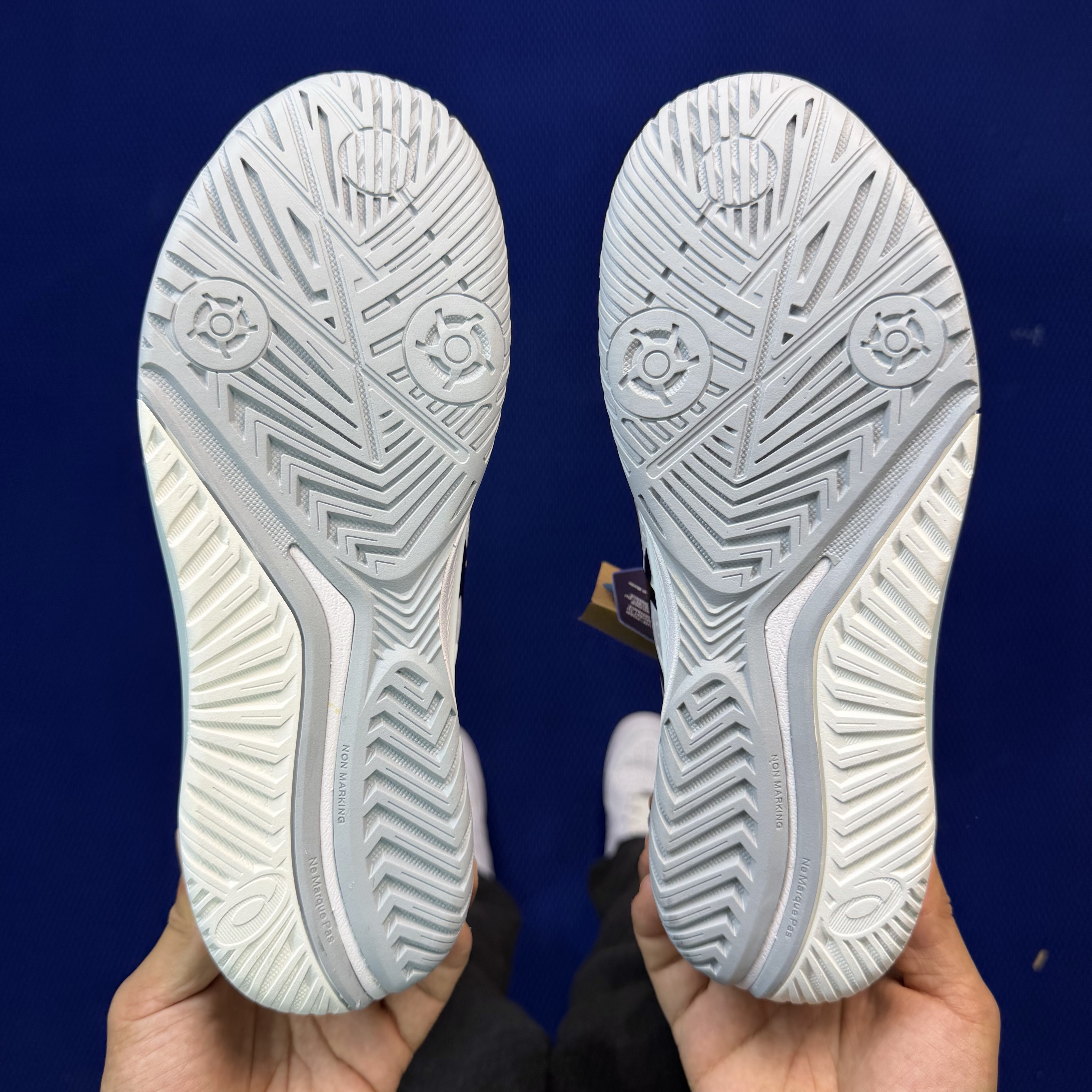 Asics Gel-Resolution 9