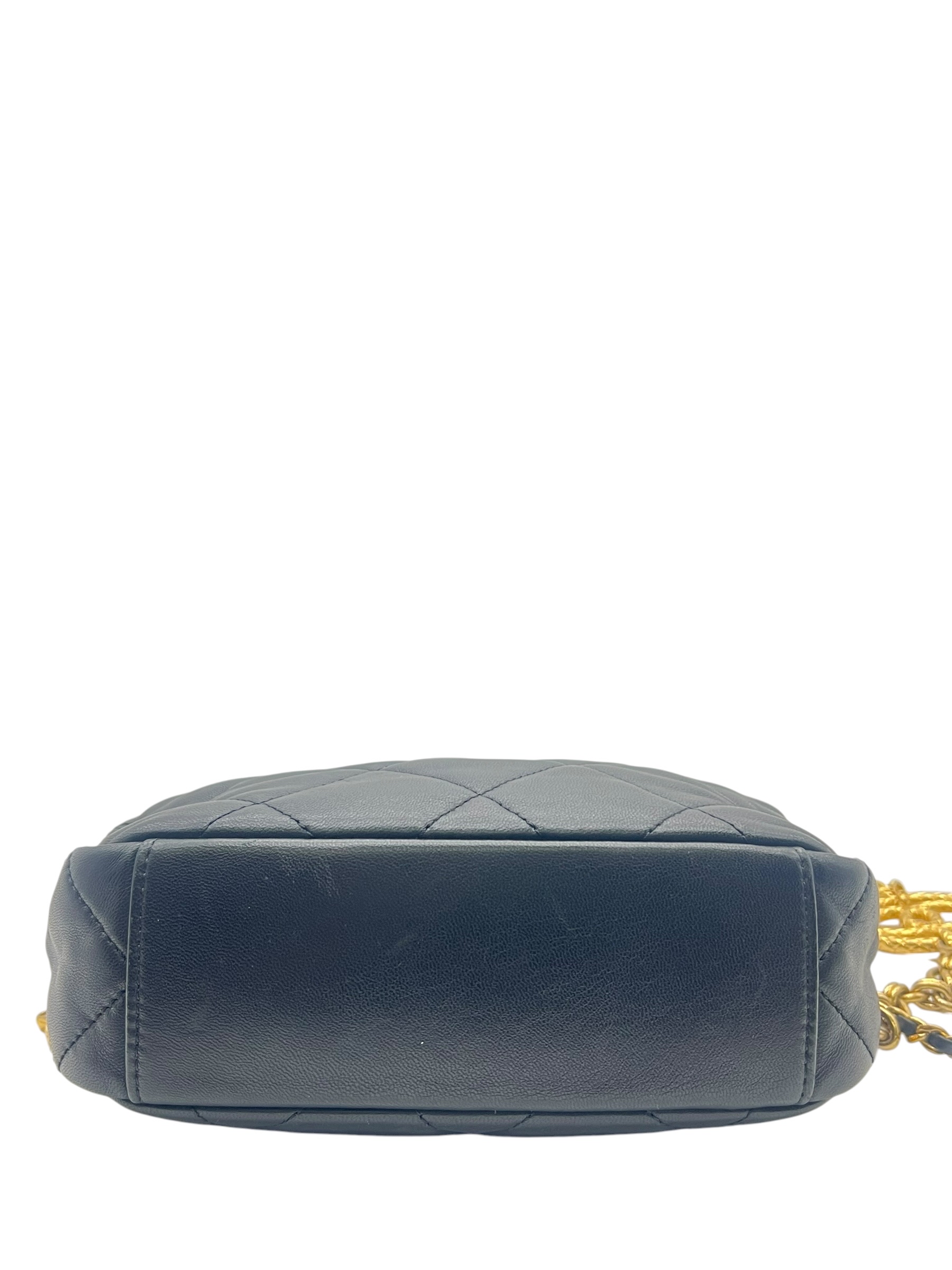Unused Item CHANEL Camera Bag / Product Code: 061401