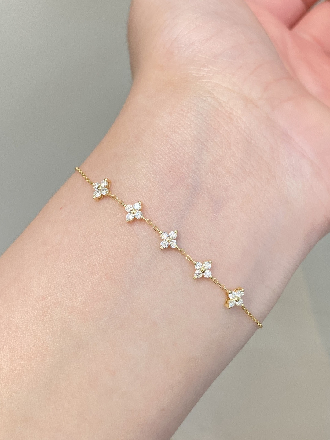 18K Diamond Bracelet 