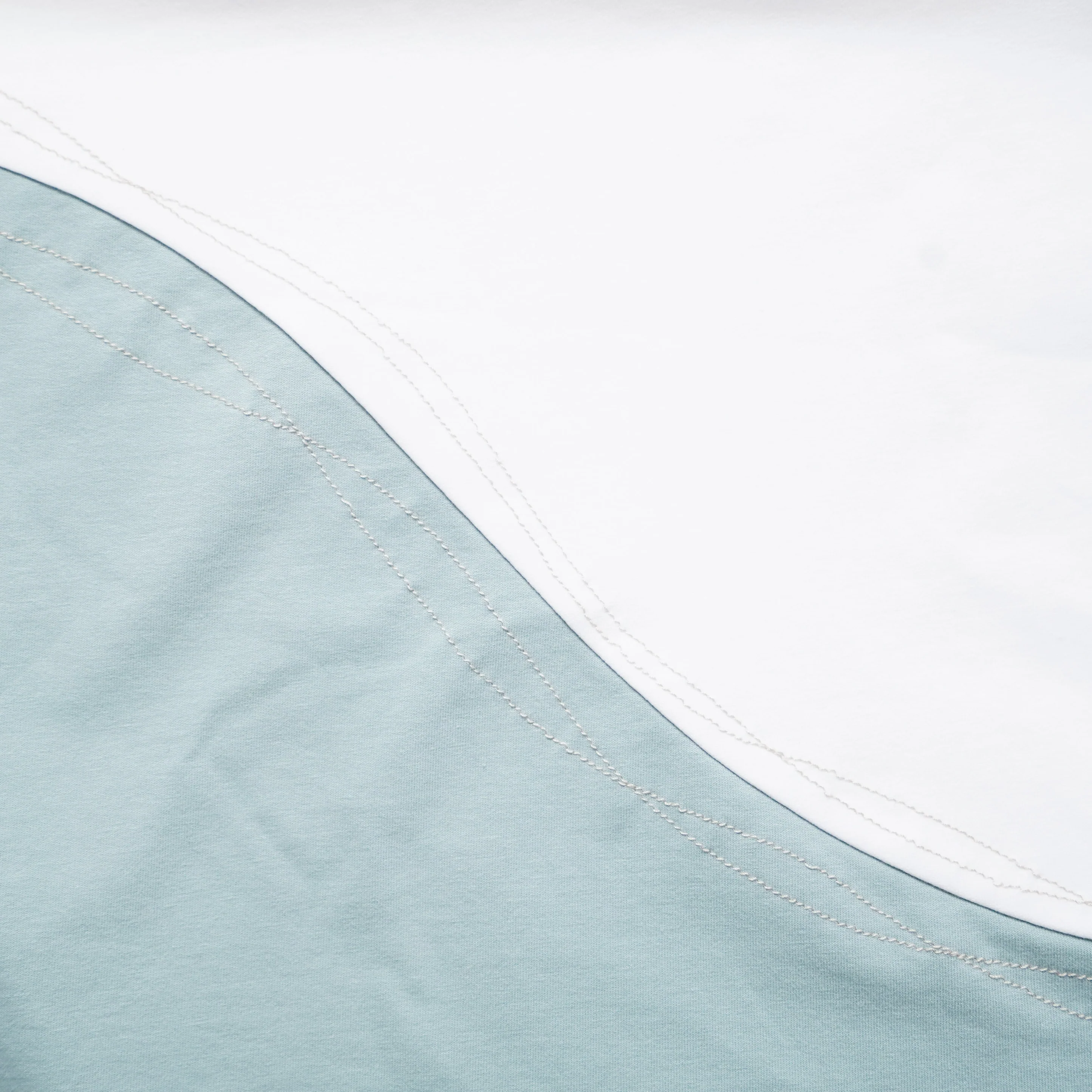 MOMOJI Antibes Tee (1-Azure Mist) | Hooman (Adult/Kids)