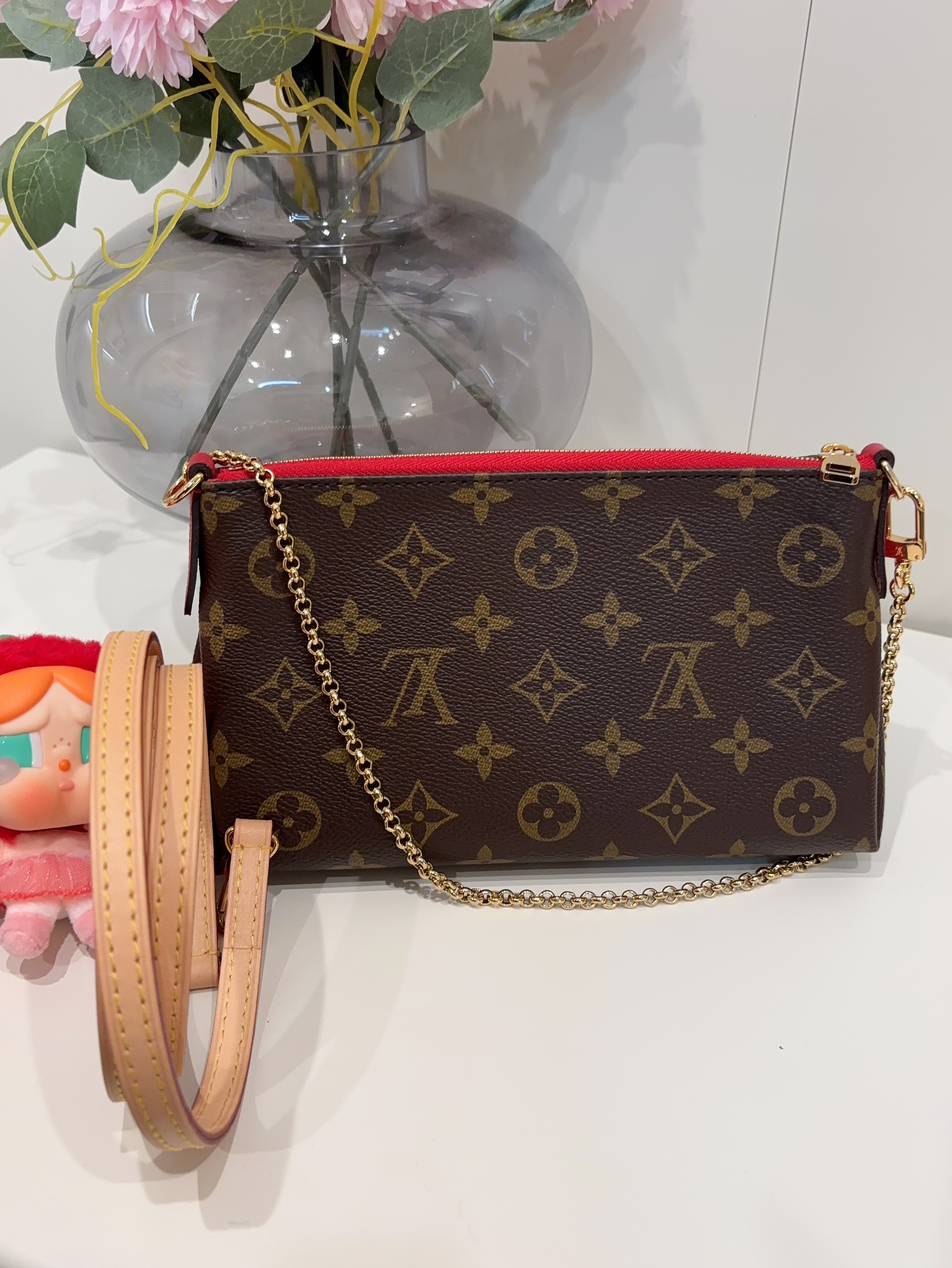 Lv Pallas woc wallet on chain crossbody bag unused 