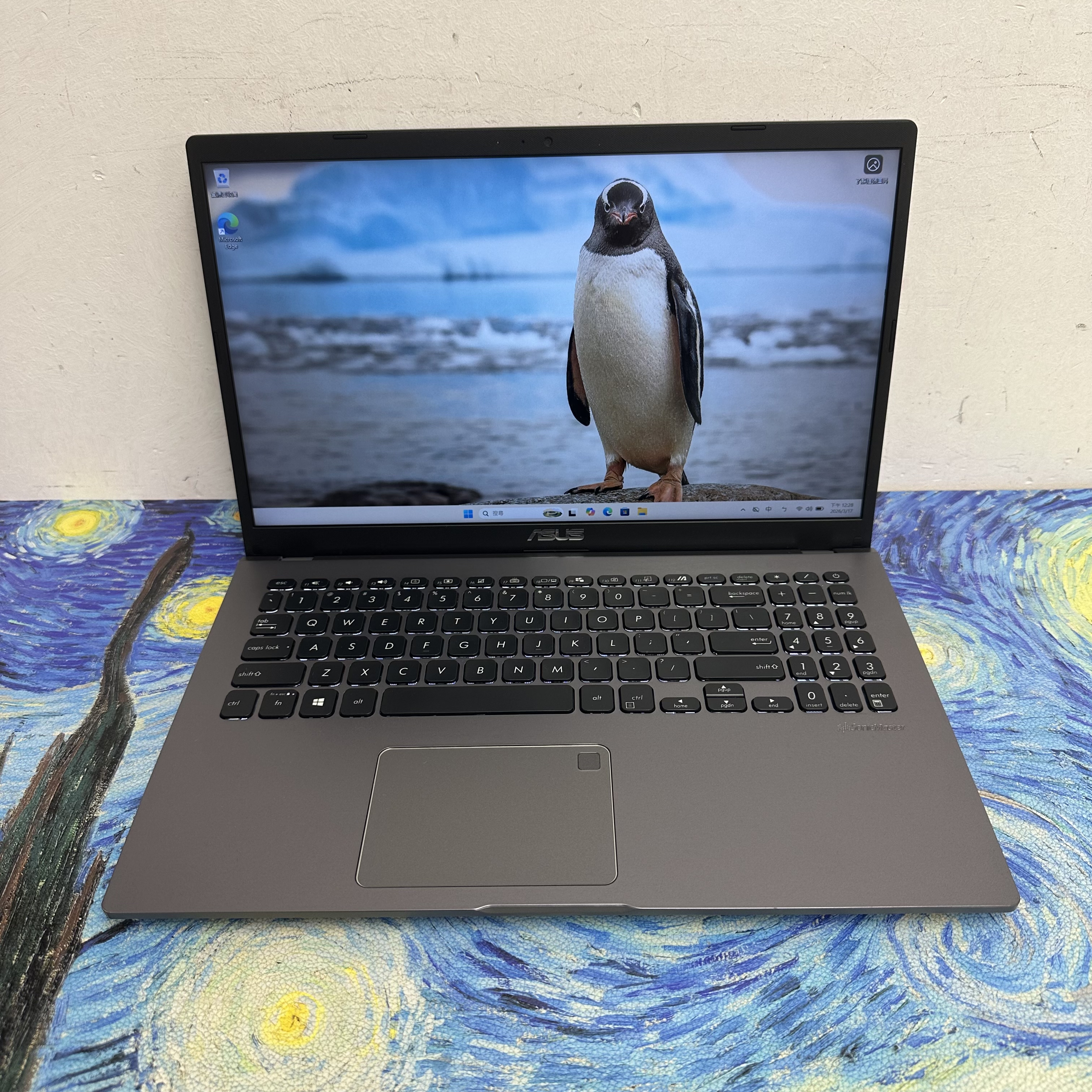(超抵用華碩15.6寸文書機🔥)ASUS Intel(R)Pentium(R) Silver N5000 CPU /16GB Ram/512GB SSD/文書一流/超輕超薄/Notebook/Laptop/ 文書機/ 電影 / Movie / Netflix