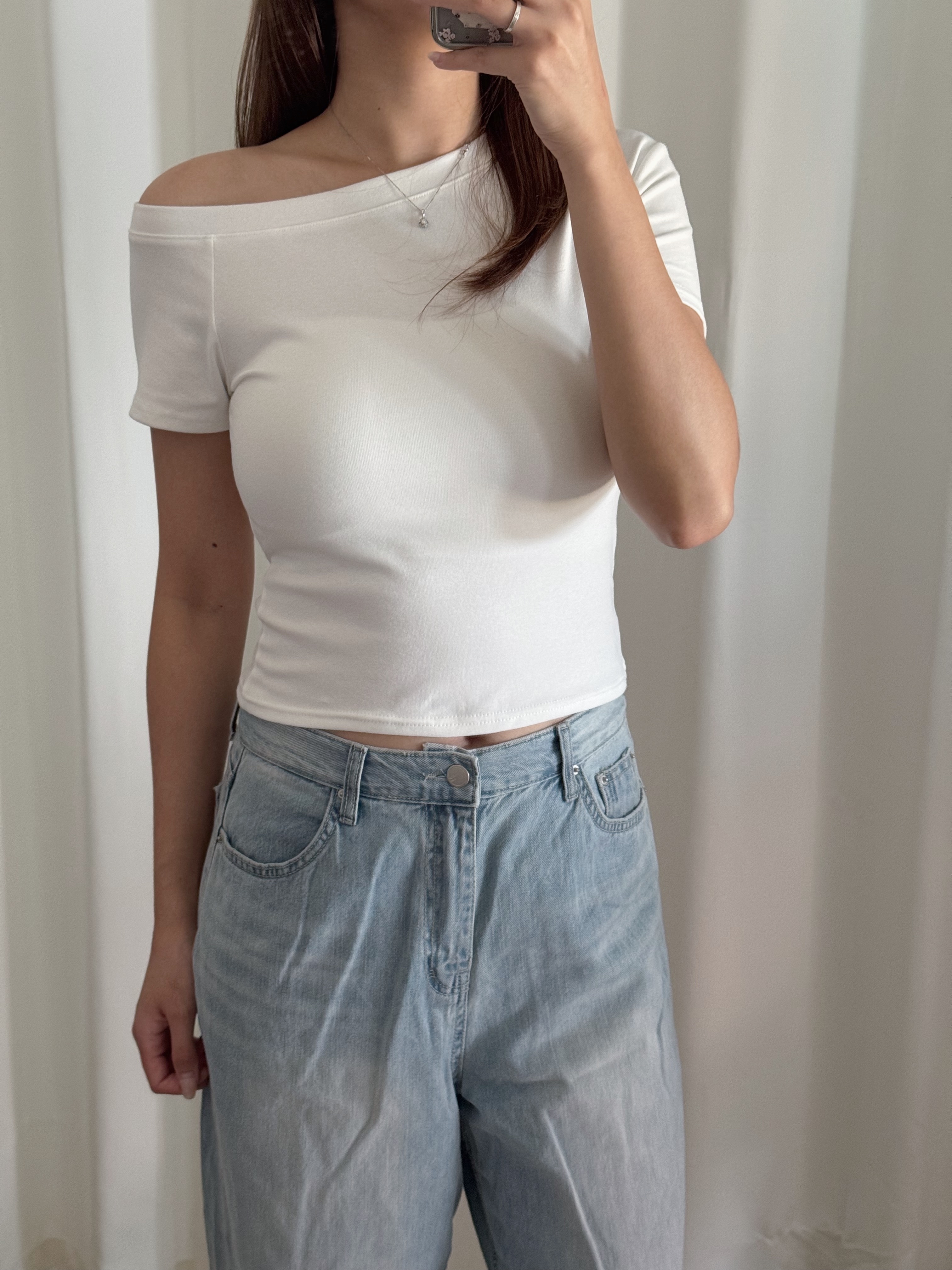 [basic tee]簡約淨色斜肩短袖上衣(三色入)