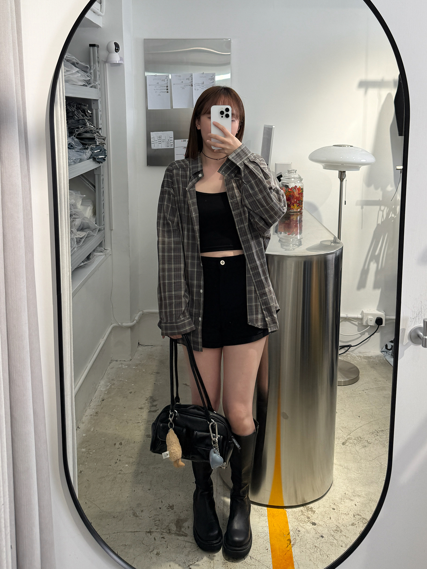 𝐋𝐨𝐨𝐬𝐞 𝐩𝐥𝐚𝐢𝐝 𝐛𝐮𝐭𝐭𝐨𝐧-𝐝𝐨𝐰𝐧 𝐬𝐡𝐢𝐫𝐭