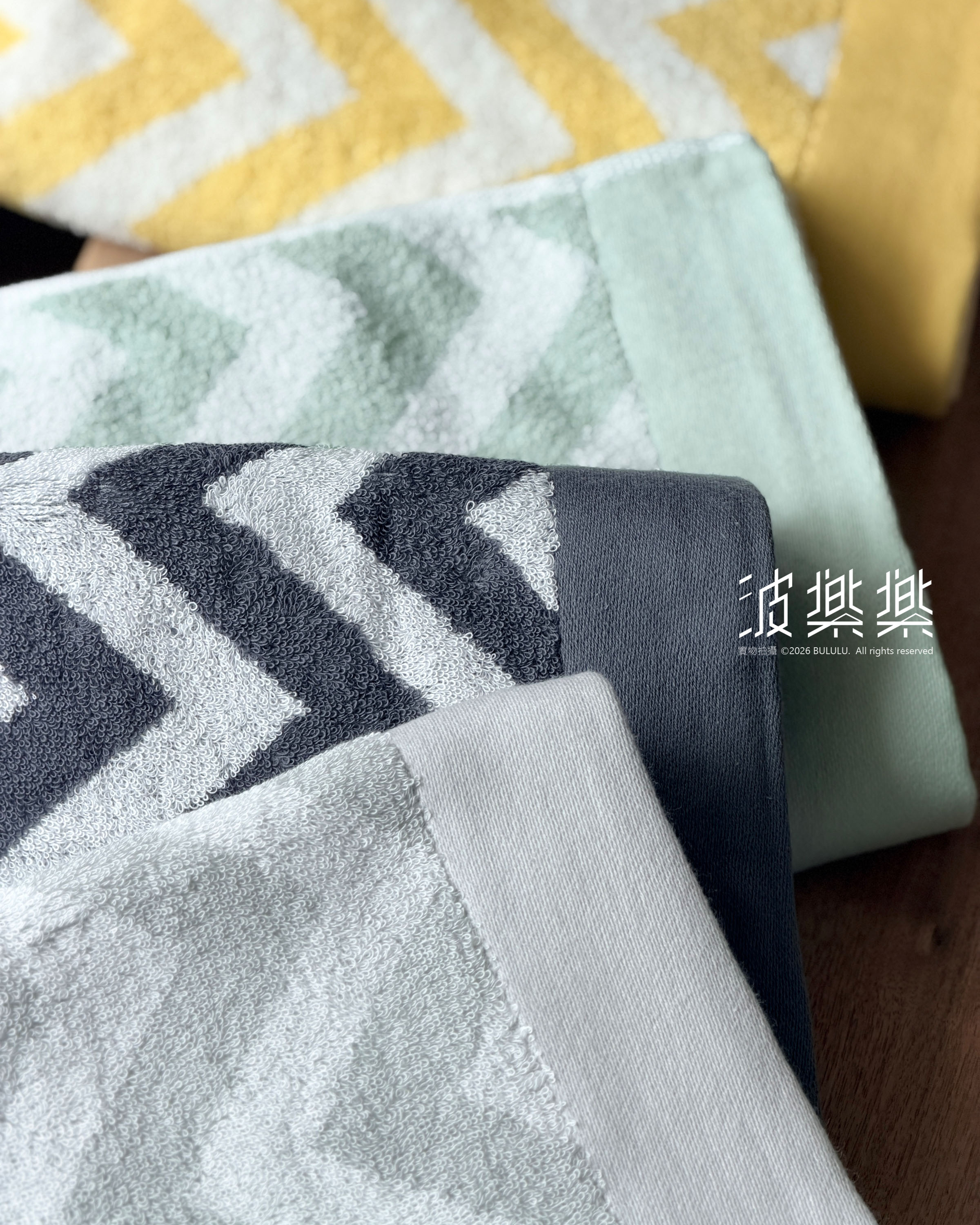 \ ℕ𝔼𝕎! / ZIG ZAG 今治毛巾