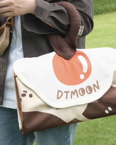 慵懶呼嚕貓手提野餐墊