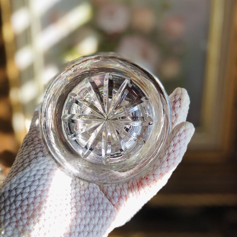 Vintage PinWheel and Scalloped Edging Tall Crystal Vase from Canada- 18cm (MT1475)