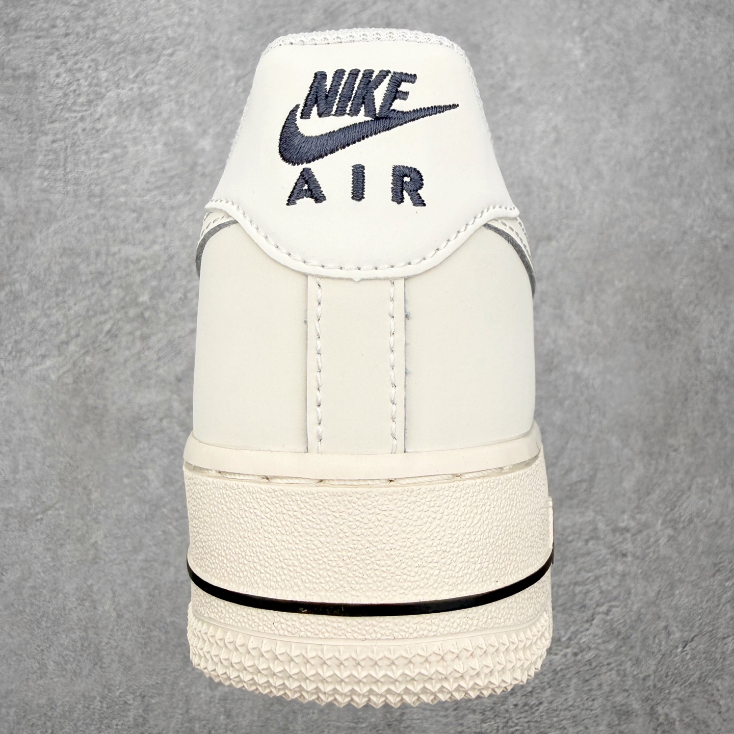 Nike Air Force 1 '07 LV8 IM6002-030