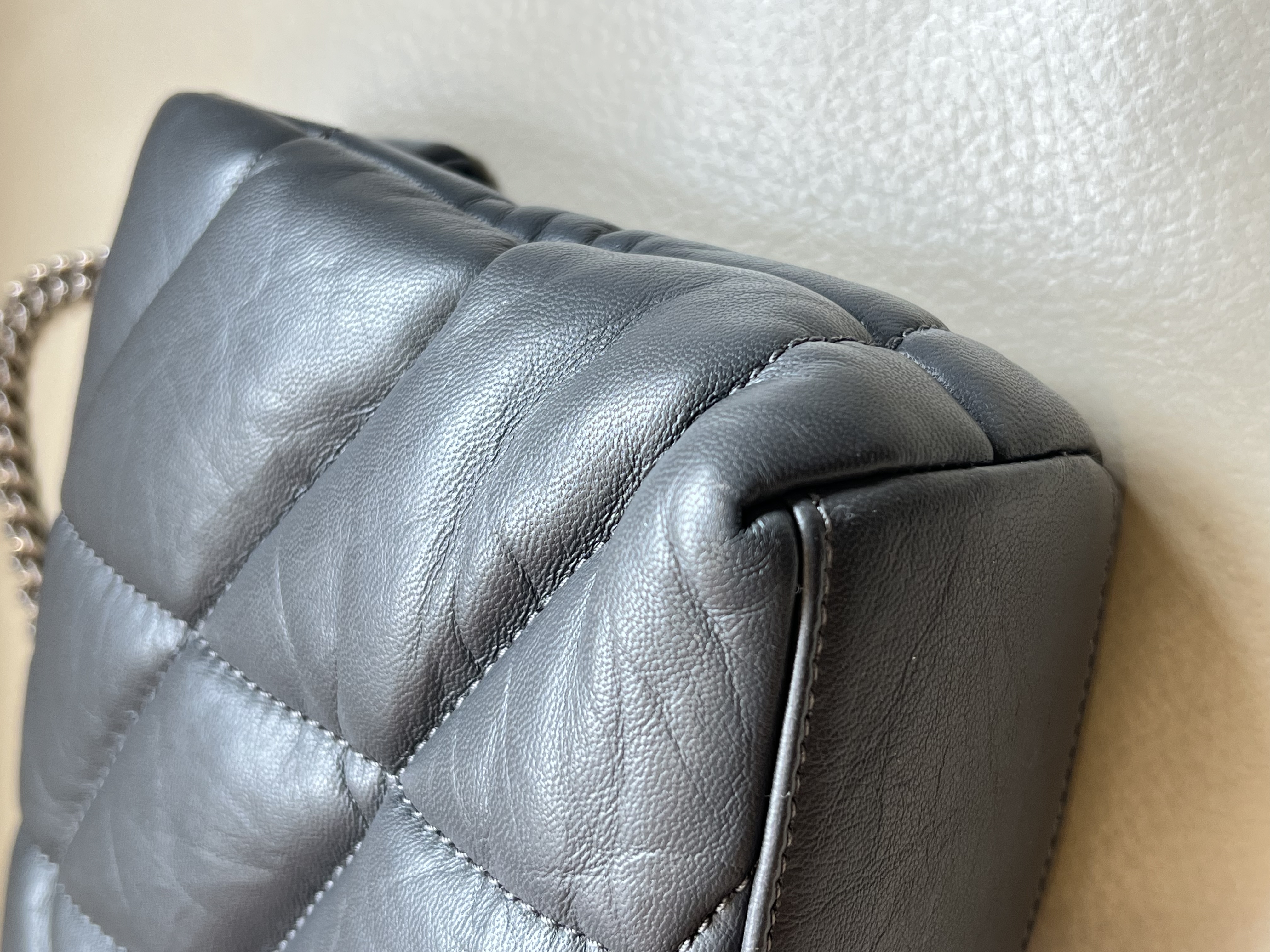 Pre-Owned YSL Loulou Puffer / Product Code: 36041631