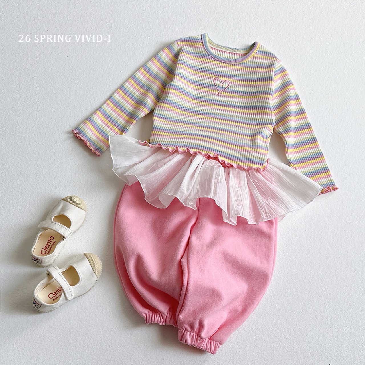 🌸預訂 韓國直送🌸🇰🇷VIVIDI兩色愛心刺繡條紋花邊長袖上衣