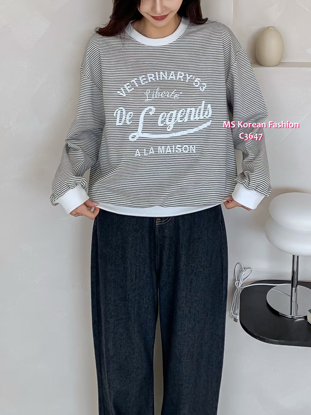 C3647 韓國🇰🇷靚色橫間字母print top