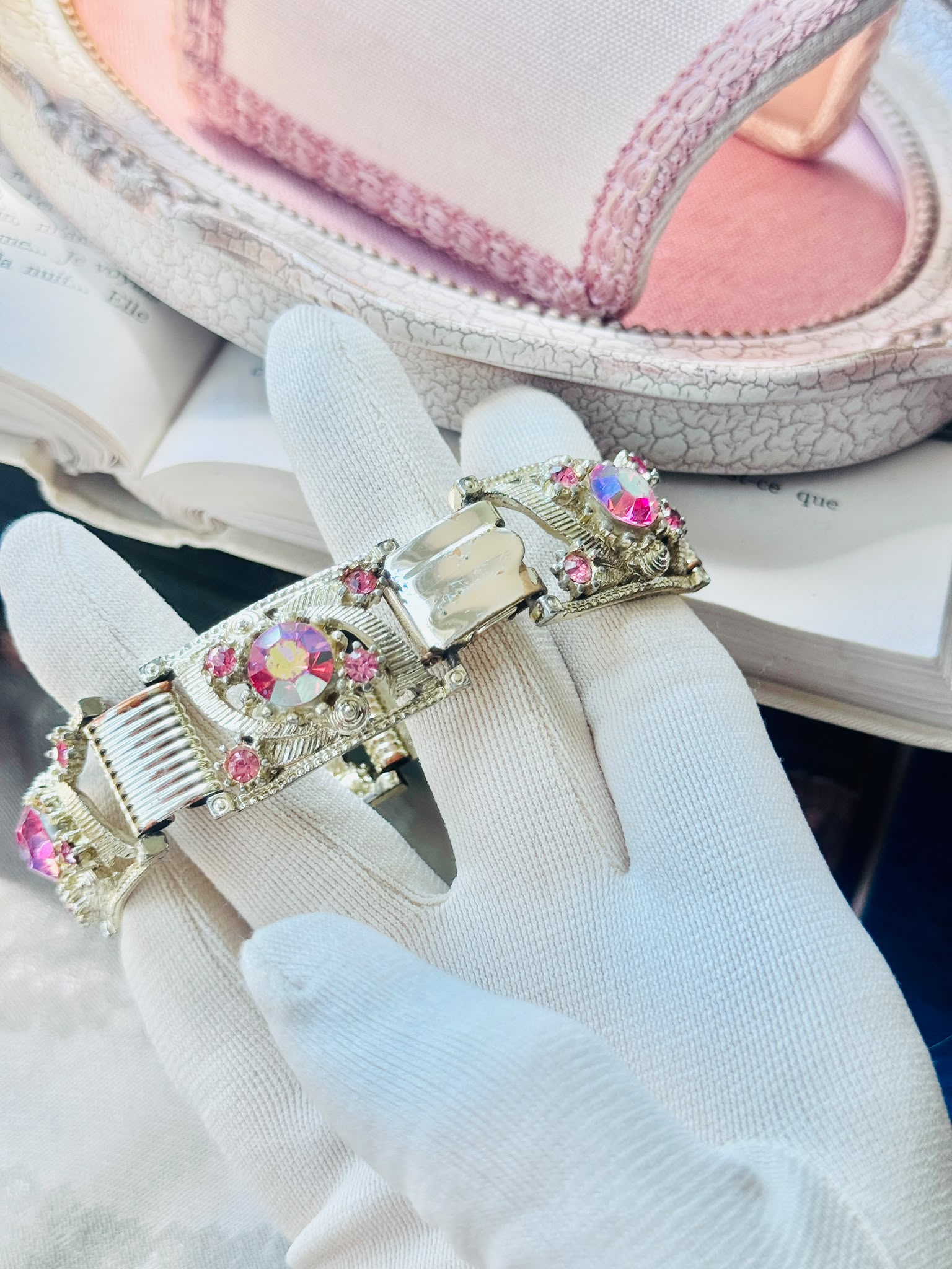 C.a. 1950s Elegant Pink Rhinestone Bracelet - 6.5" (MT2589-26)