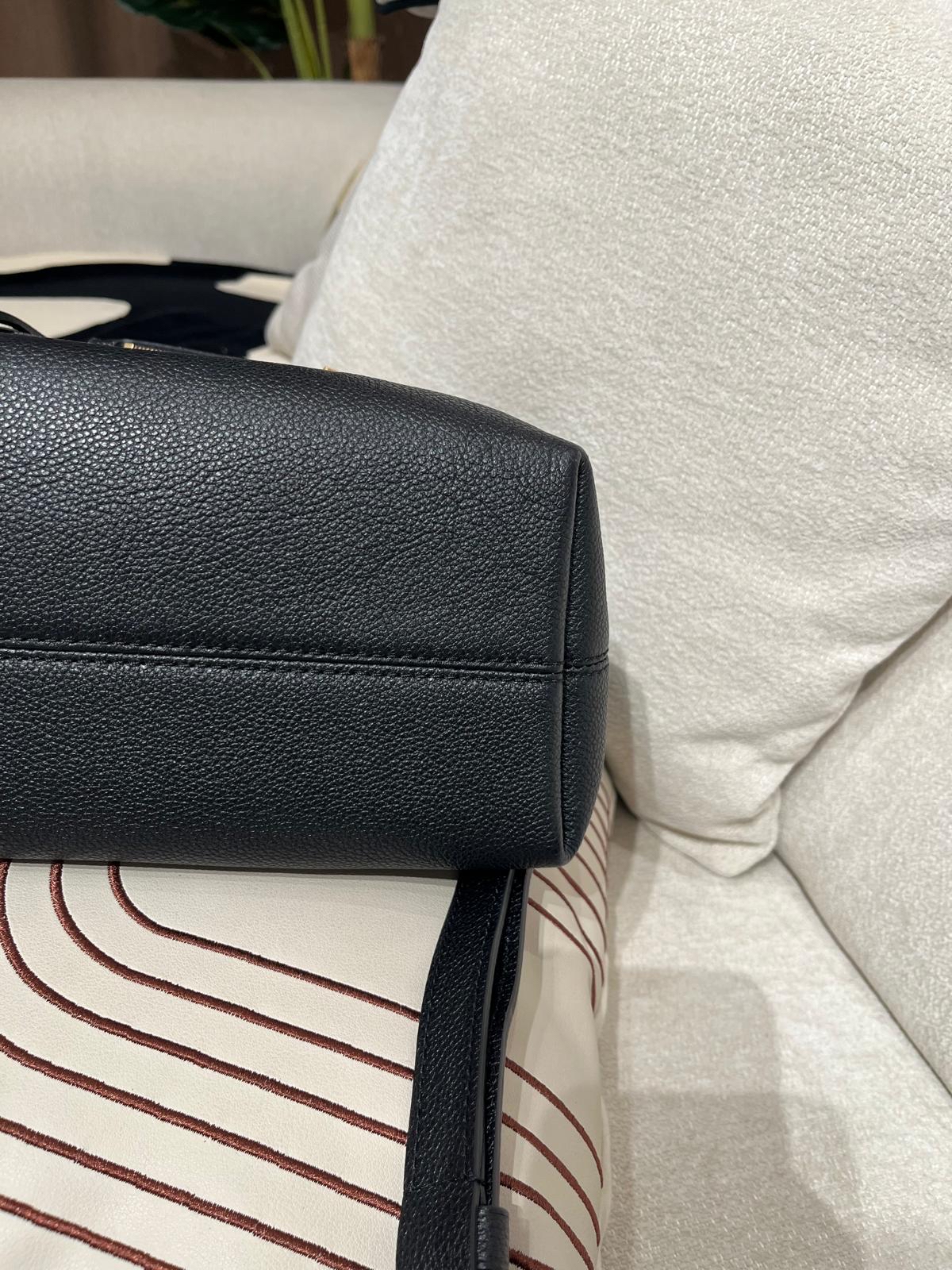 Lv Bundle 2 way bag M47209 Empreinte Calfskin Monogram  100%Authentic ,98%new ✅專門店收據✅塵袋✅box