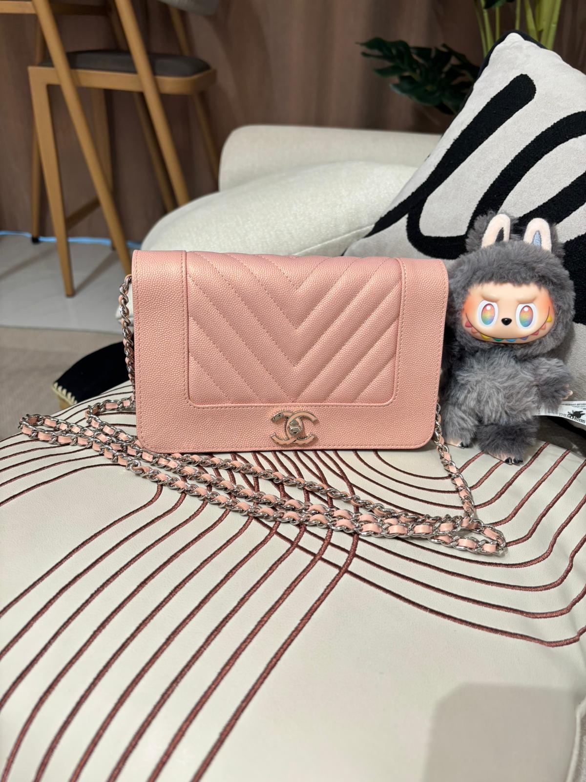 Chanel wallet on chain A93749,荔枝牛皮 100%Authentic ,95%new ✅收據副本✅29card✅ dust bag✅盒