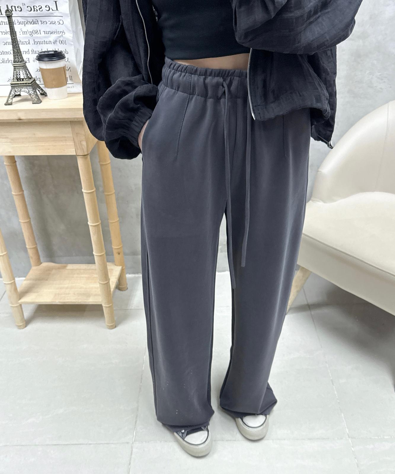 D01 暗格紋束腰外套