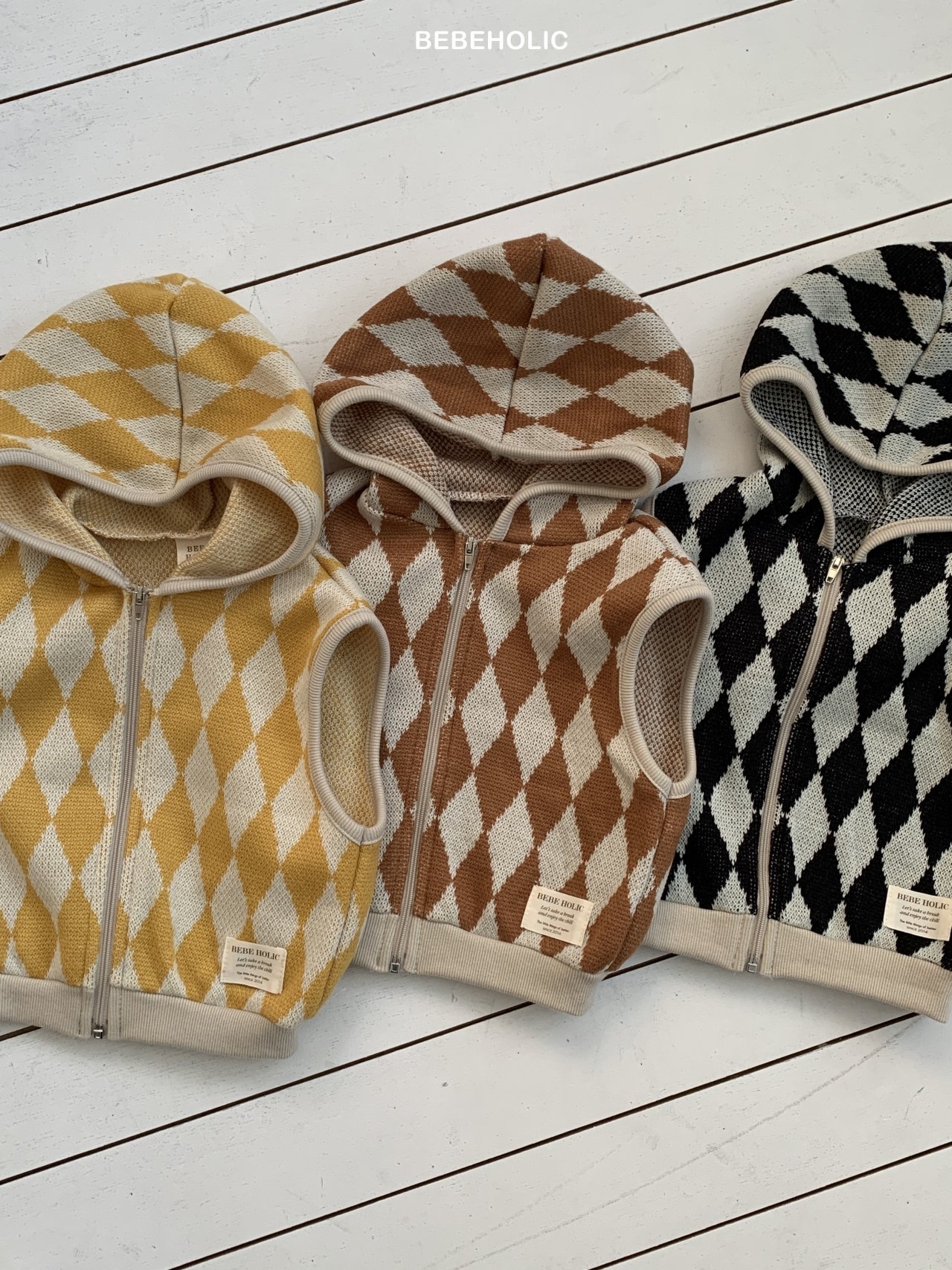 🌸預訂 韓國直送🌸🇰🇷BEBEHOLIC三色菱格連帽背心拉鍊外套