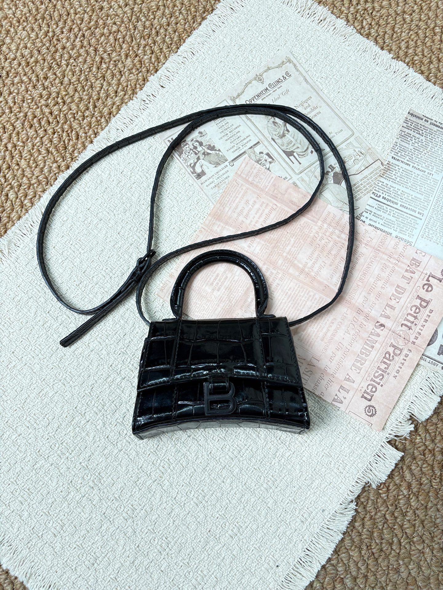 【預訂貨品】巴黎世家鰐魚紋mini沙漏包