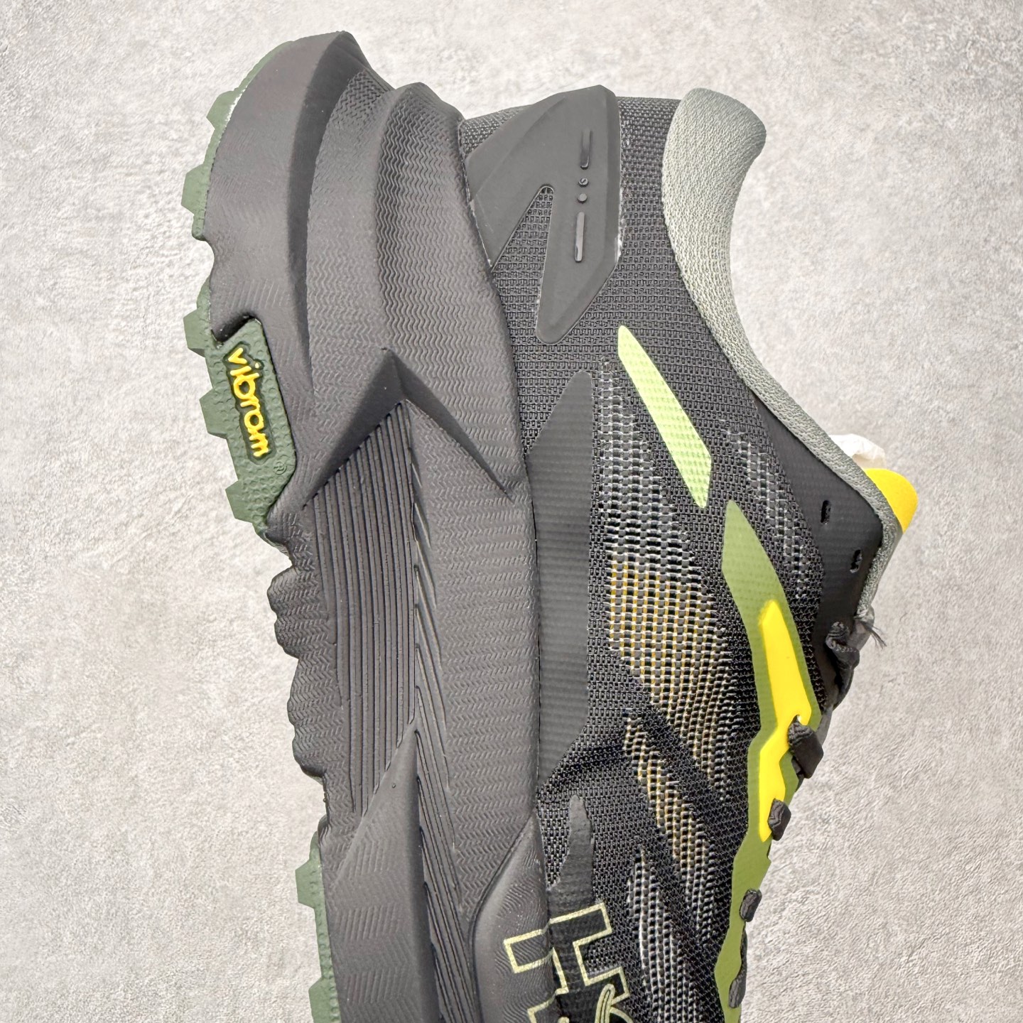 Hoka One One Mafate X