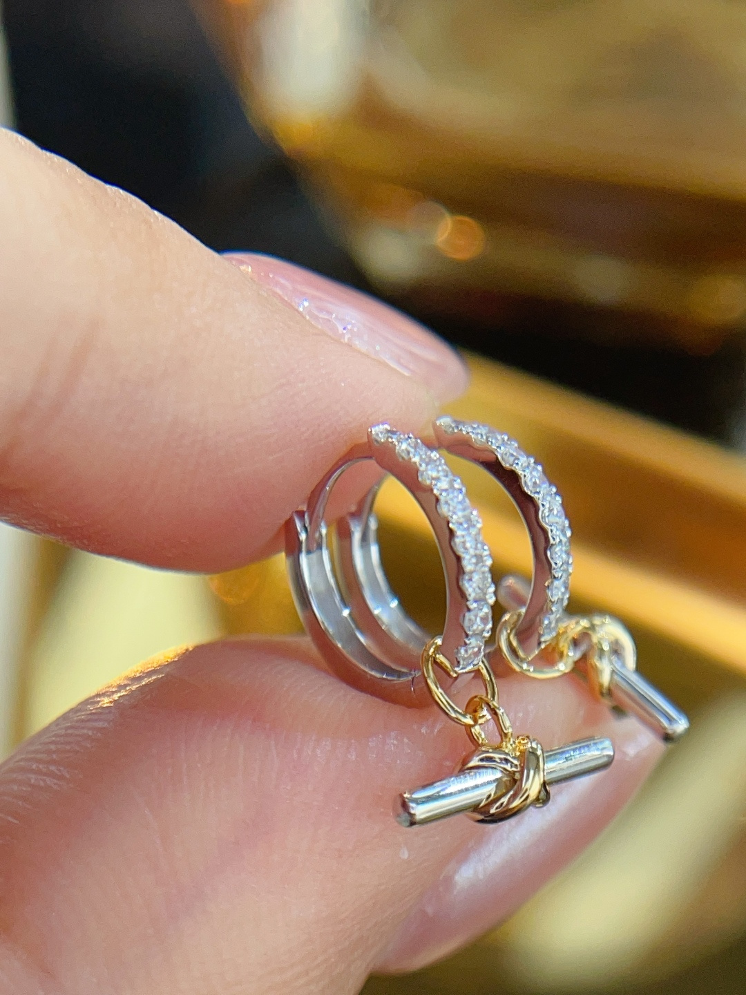 18K Diamond Earrings 