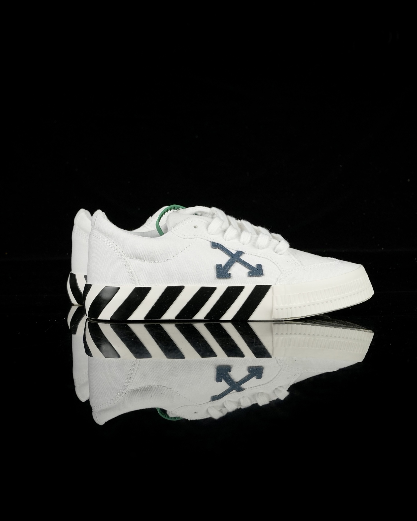 Off-White Low Vulcanized