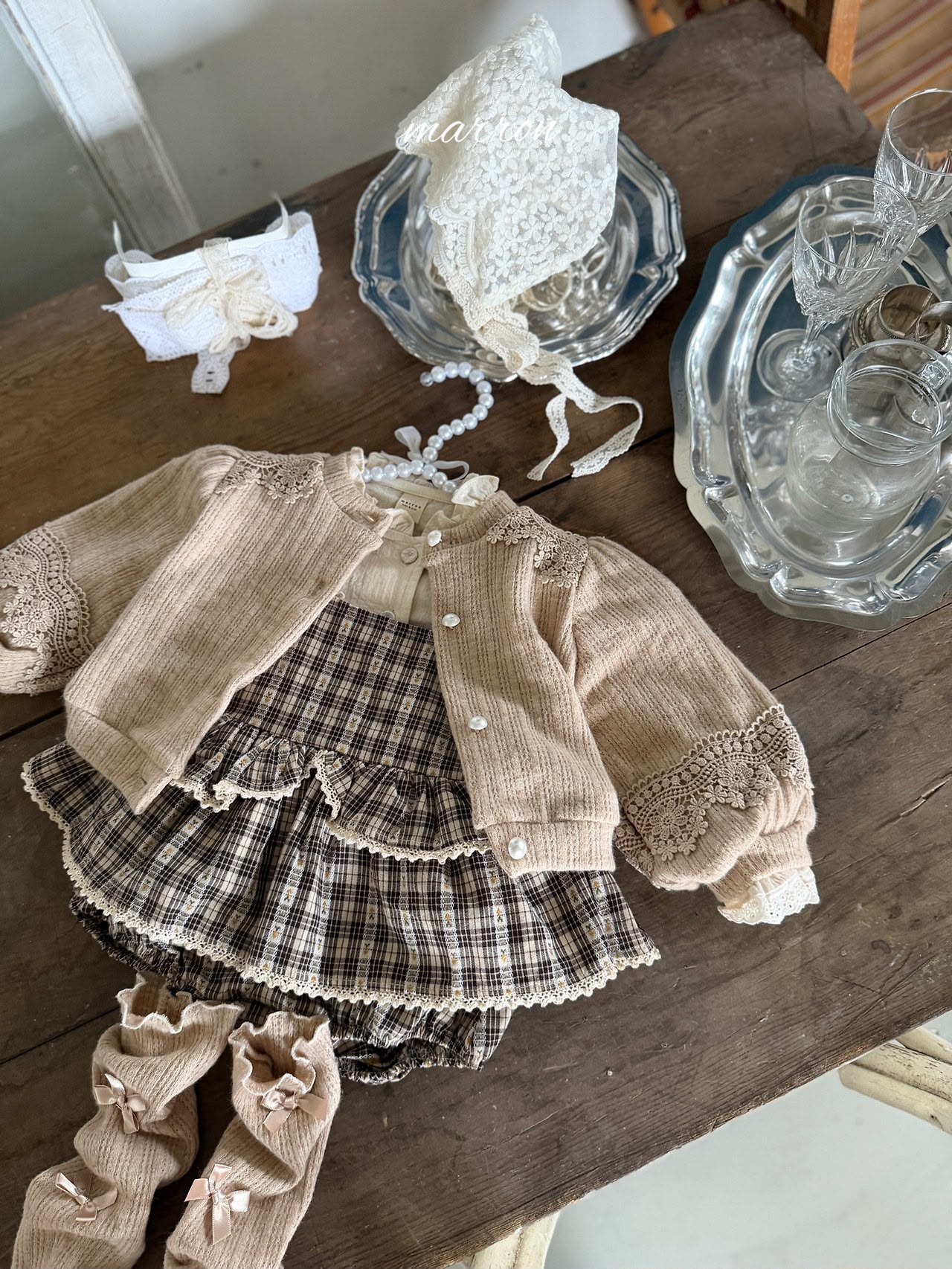 AW6089 Outer