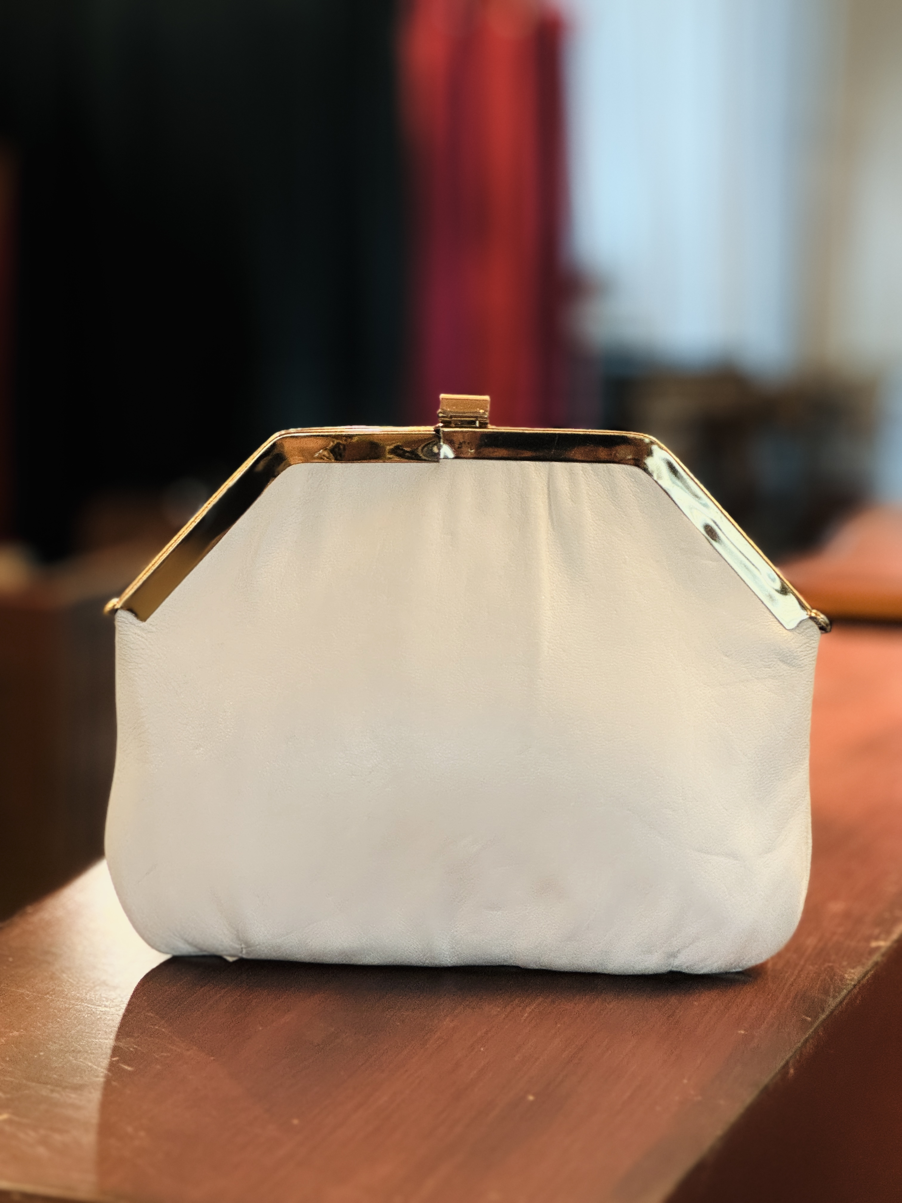 Vintage Mid-century White Genuine leather Diamond Shape Frame Two-Way Bag (MT2503)