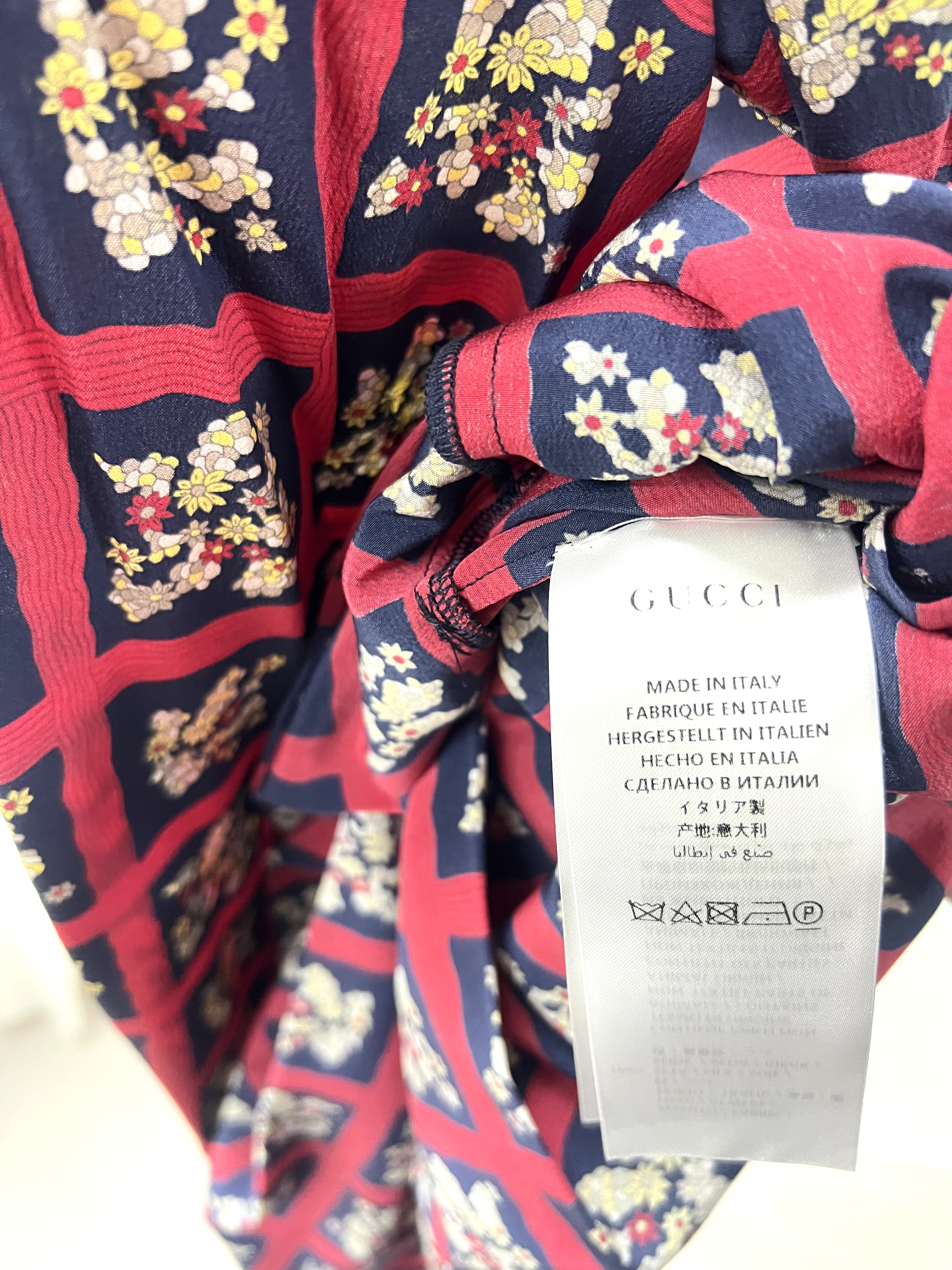 Pre-Owned GUCCI Geometric Flower Print Silk Midi Shirt Dress / Product Code: 26051909
