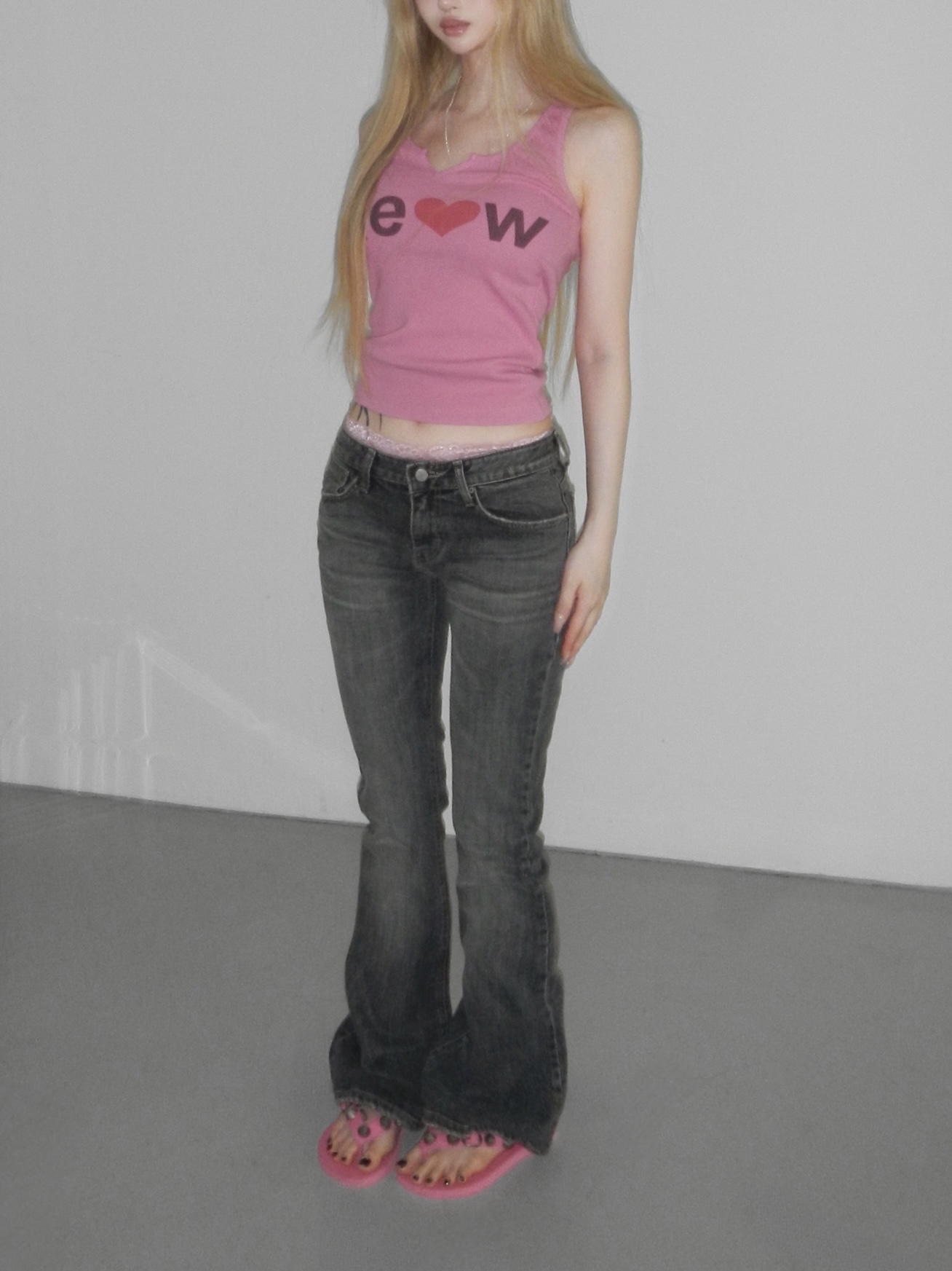 Ribbed Heart Graphic Tank Top