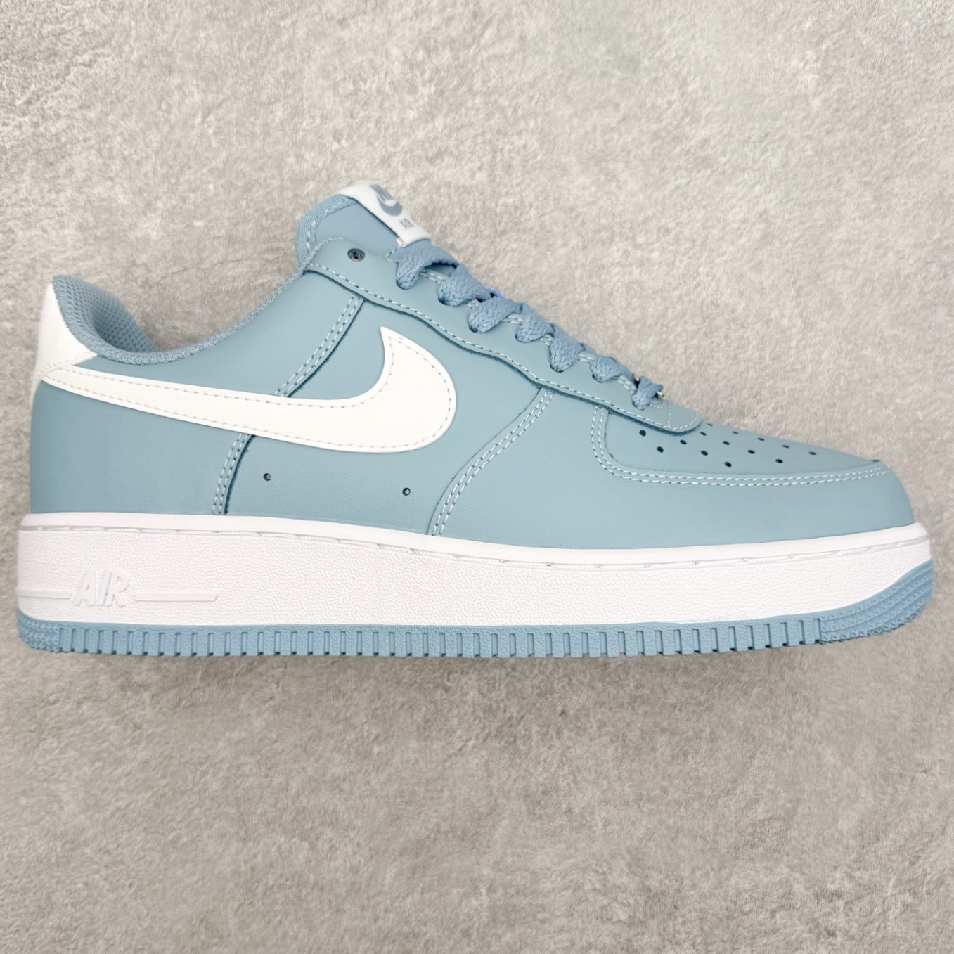 Nike Air Force 1 '07 Low FJ4146-403
