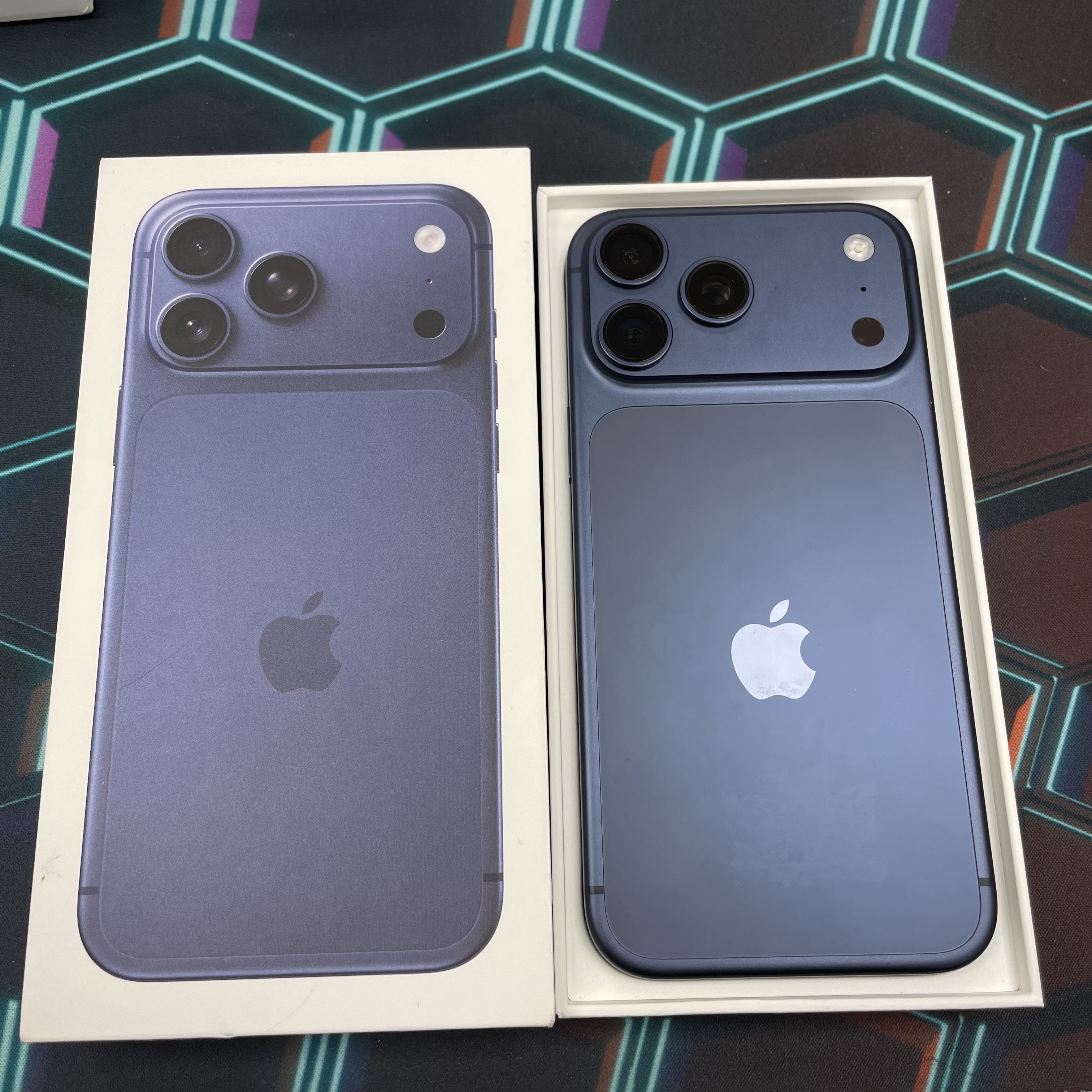 *5989 17 Promax 完美機 256GB 電100 藍色 blue