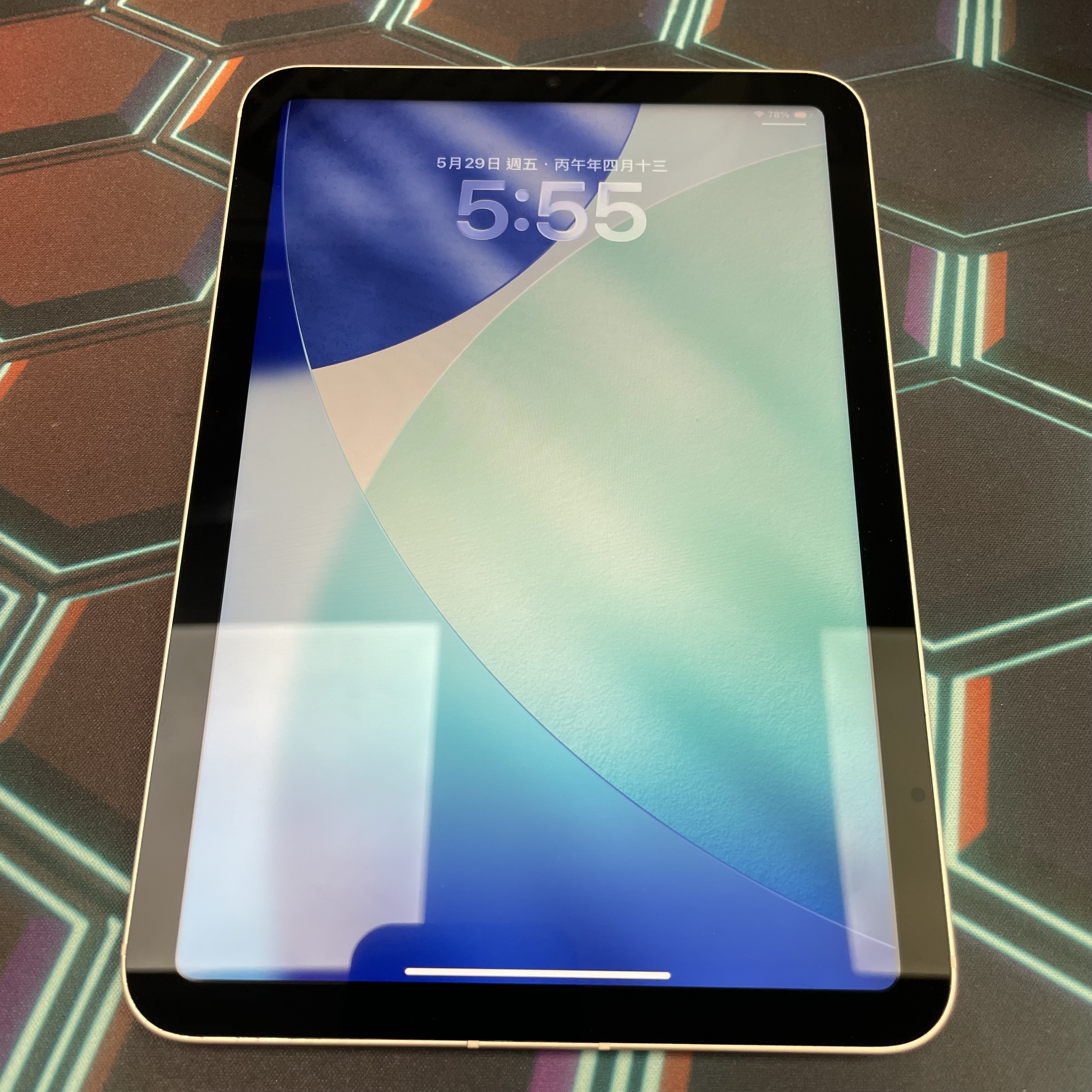 *664795 iPad mini 6 勁靚機 256GB 插卡版 銀色 sliver