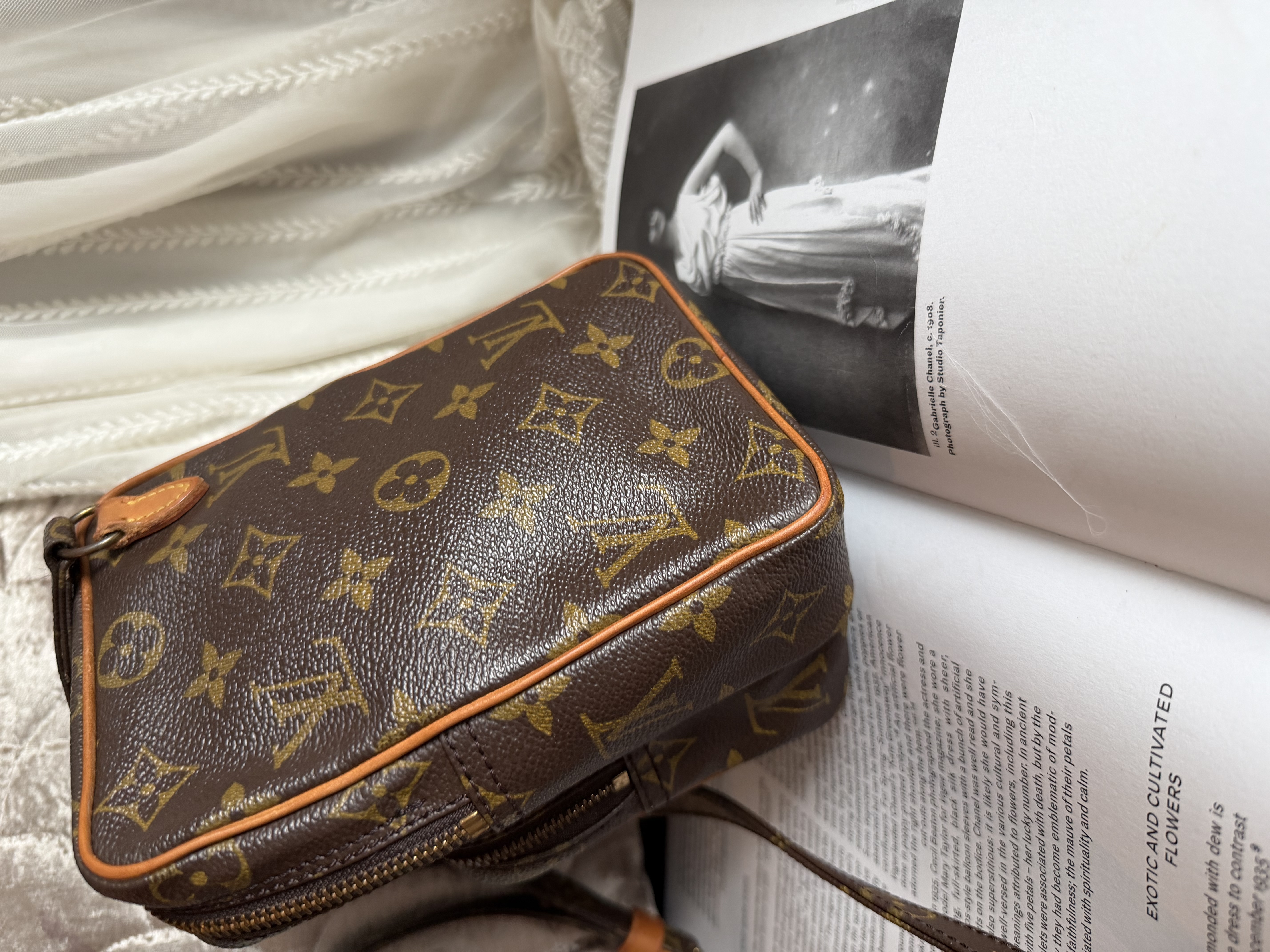 vintage louis vuitton amazon camera bag 