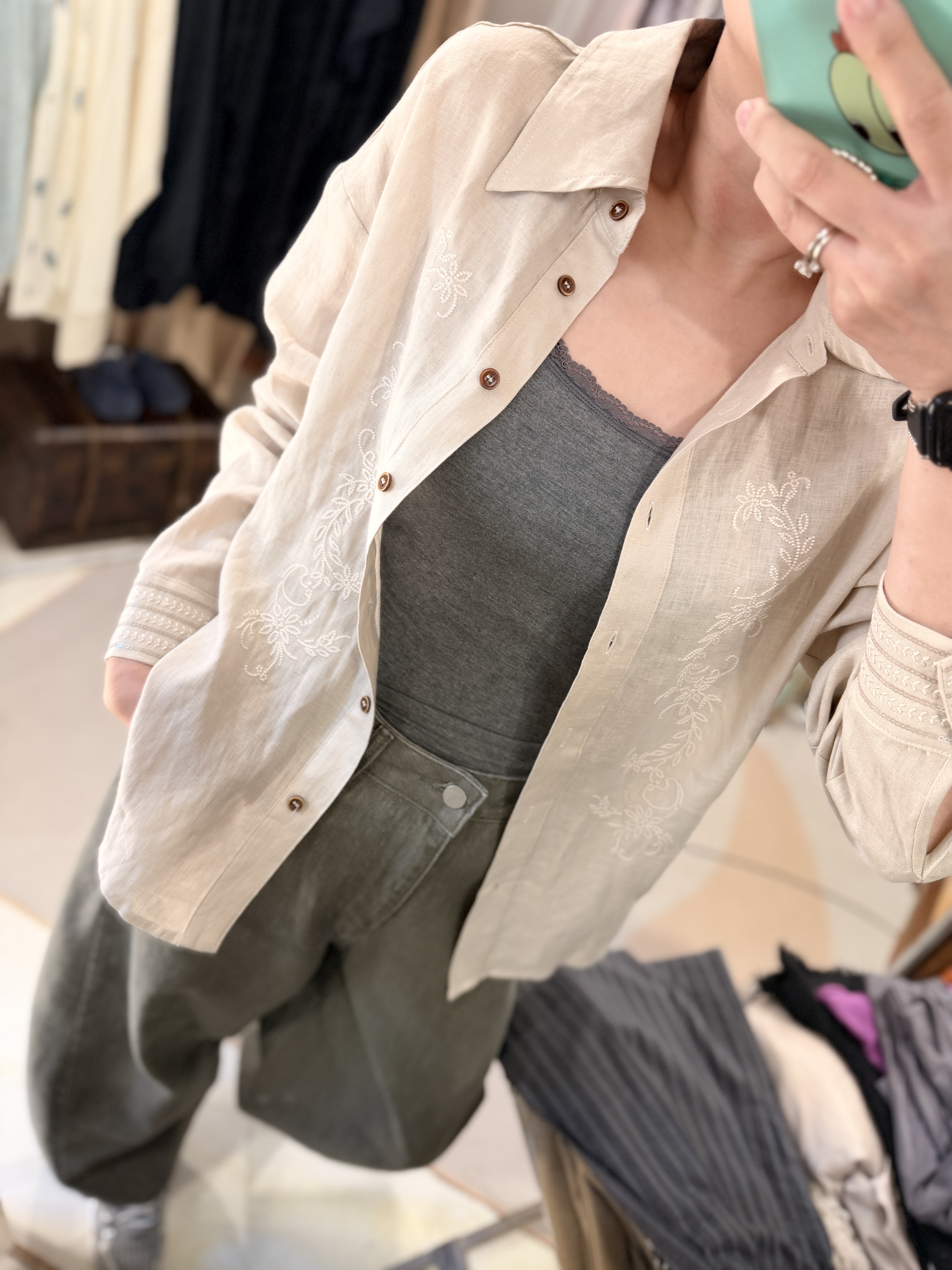Linen embroidered shirt