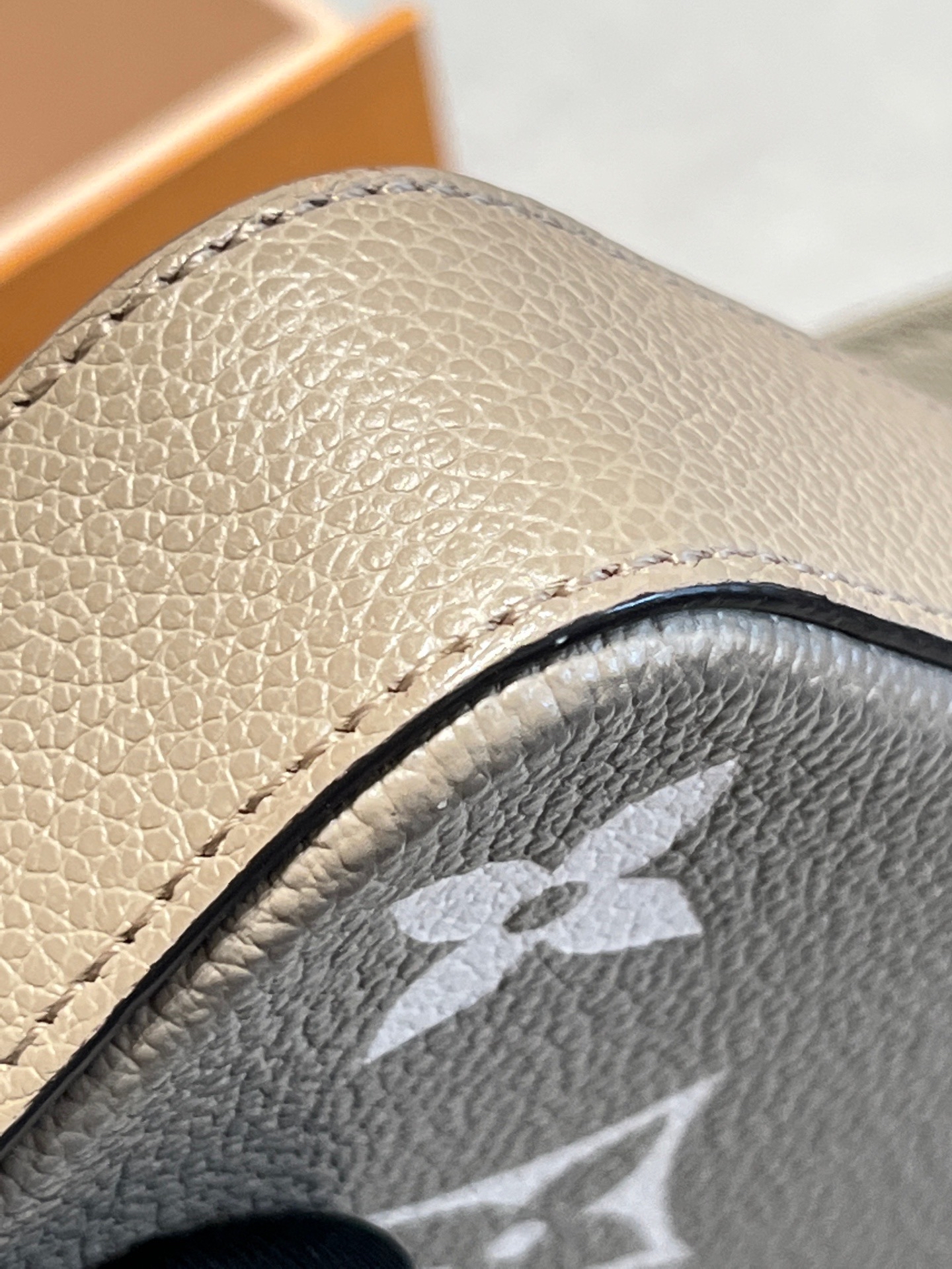 【預訂貨品】LV大象灰純皮三合一💳芯片款