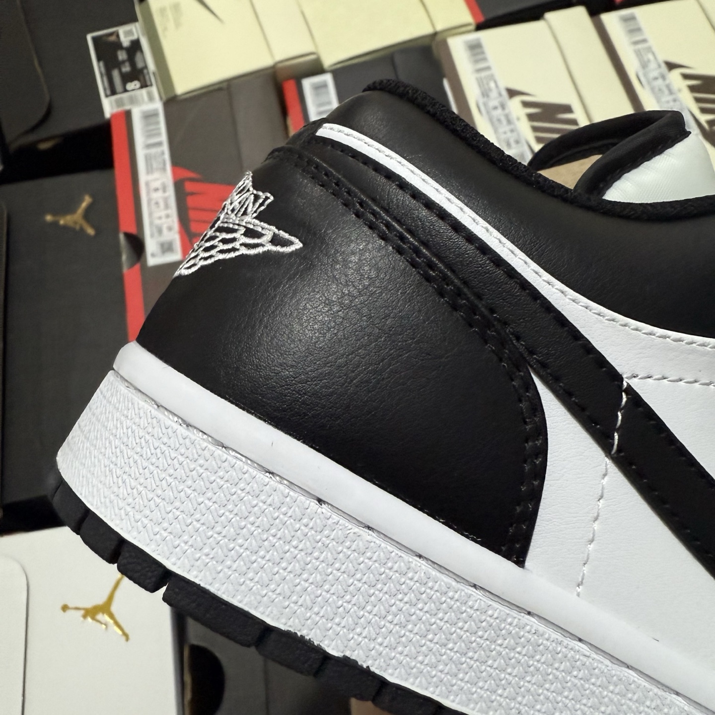 Nike Air Jordan 1 Low 'Black Fire Red' 553558-060 