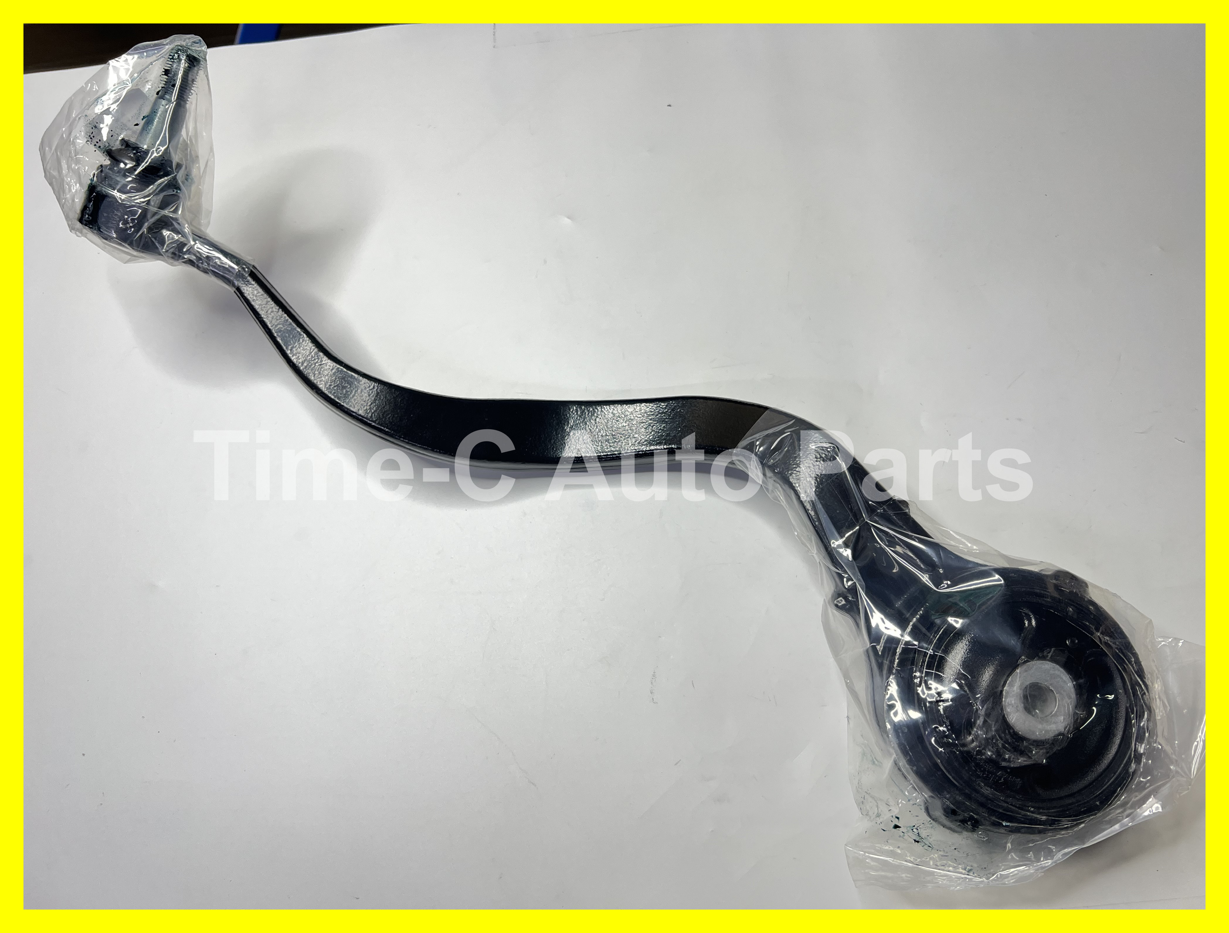 左下叉架 48640-11010 - Toyota Lexus LS Series