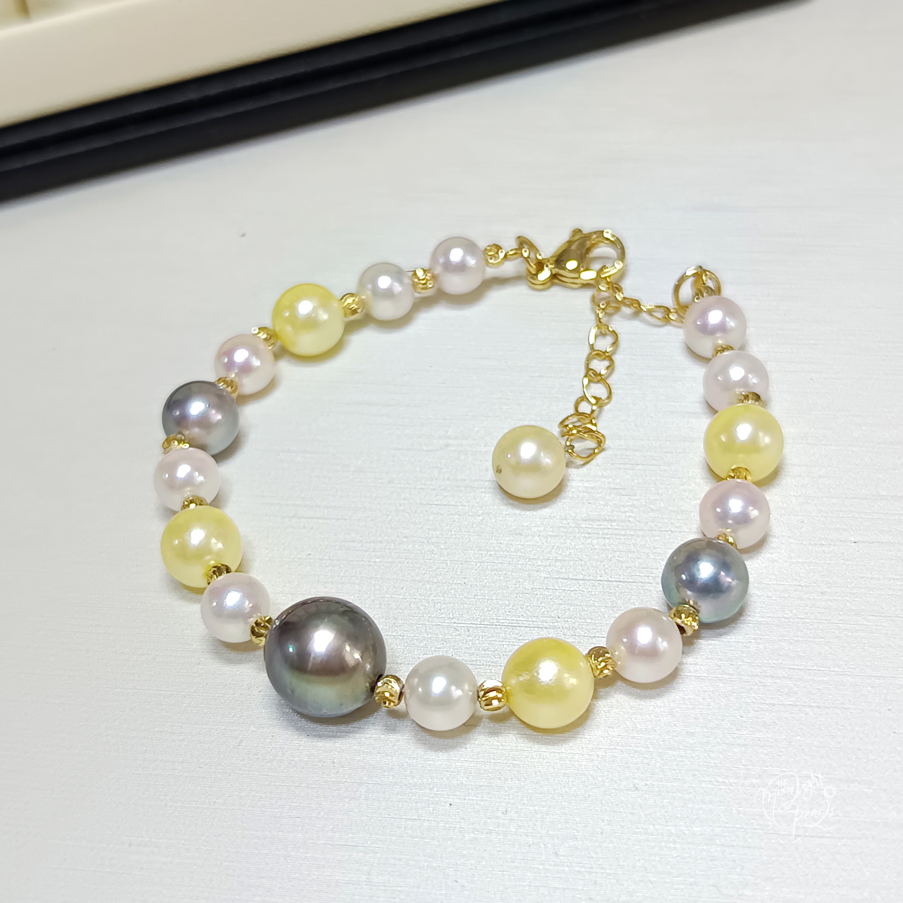 正圓極強光日本akoya 糖果色海水珍珠+大溪地海水珍珠注金尾鍊口手鍊