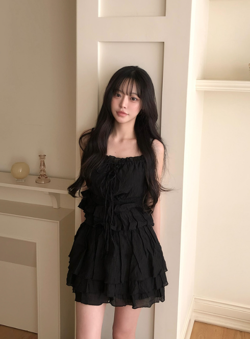 韓國女團ILLIT同款~綁帶層疊吊帶背心 x 短裙套裝 [ru1516]