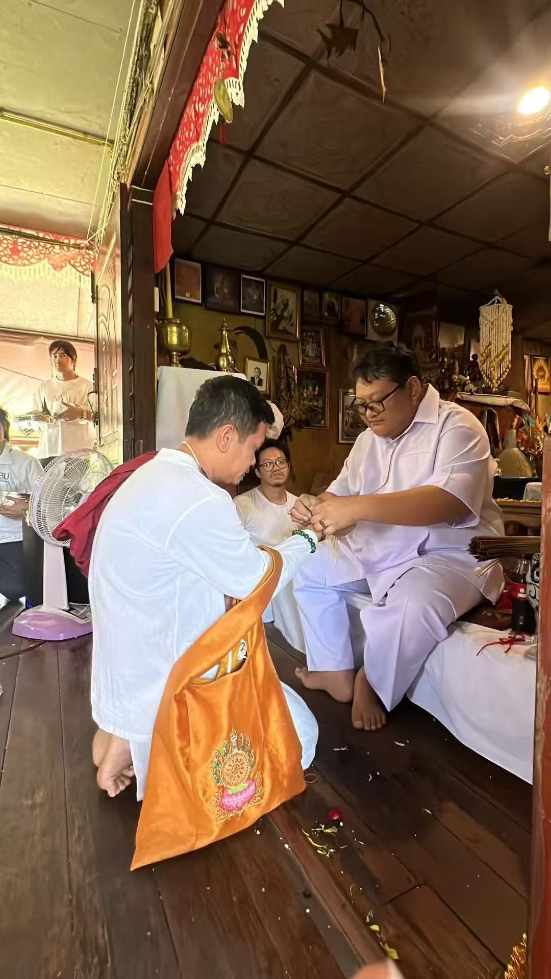 阿贊空德.普空迪【萬嬰成願膏】吊墜飾物