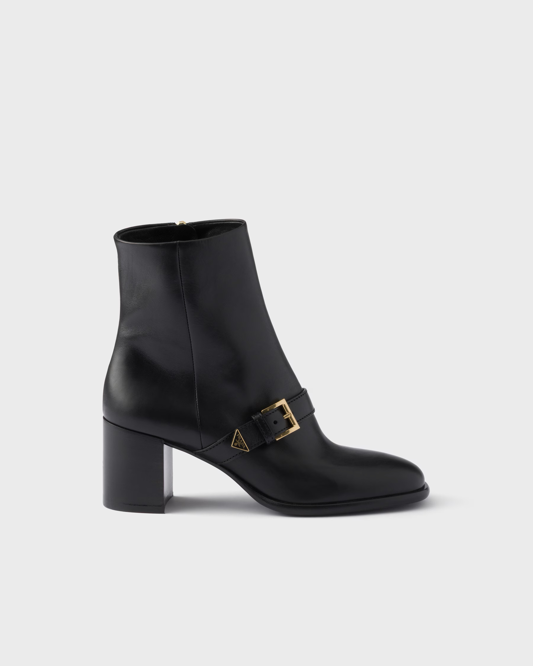 限時優惠✨新款🆕訂貨🍒Prada 6.5cm boot 拉鍊款，方便穿着~ 🔖size 36/37-39/40/41