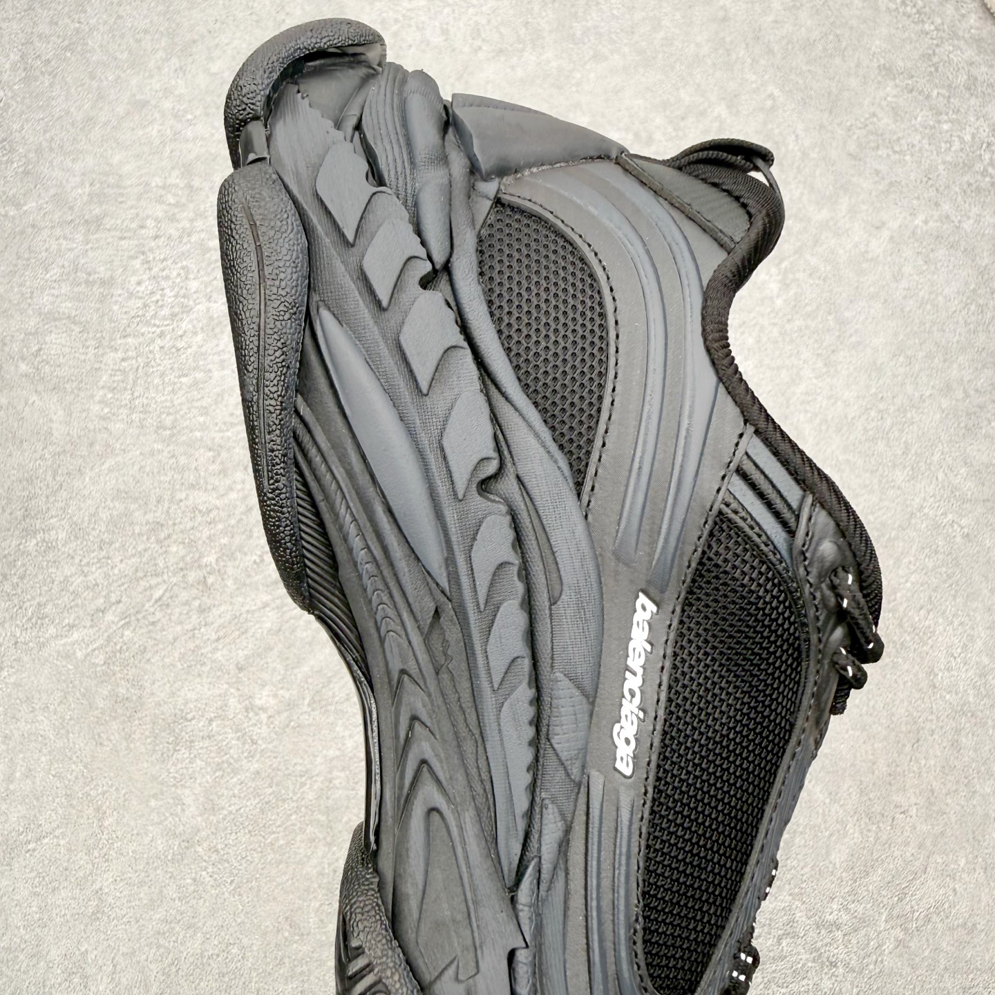 Balenciaga Triple S.2 Gradient 