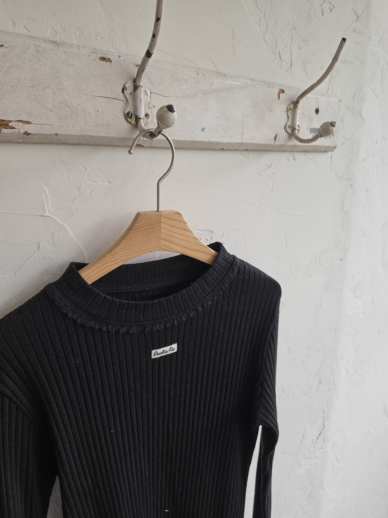 Flo | Moel T