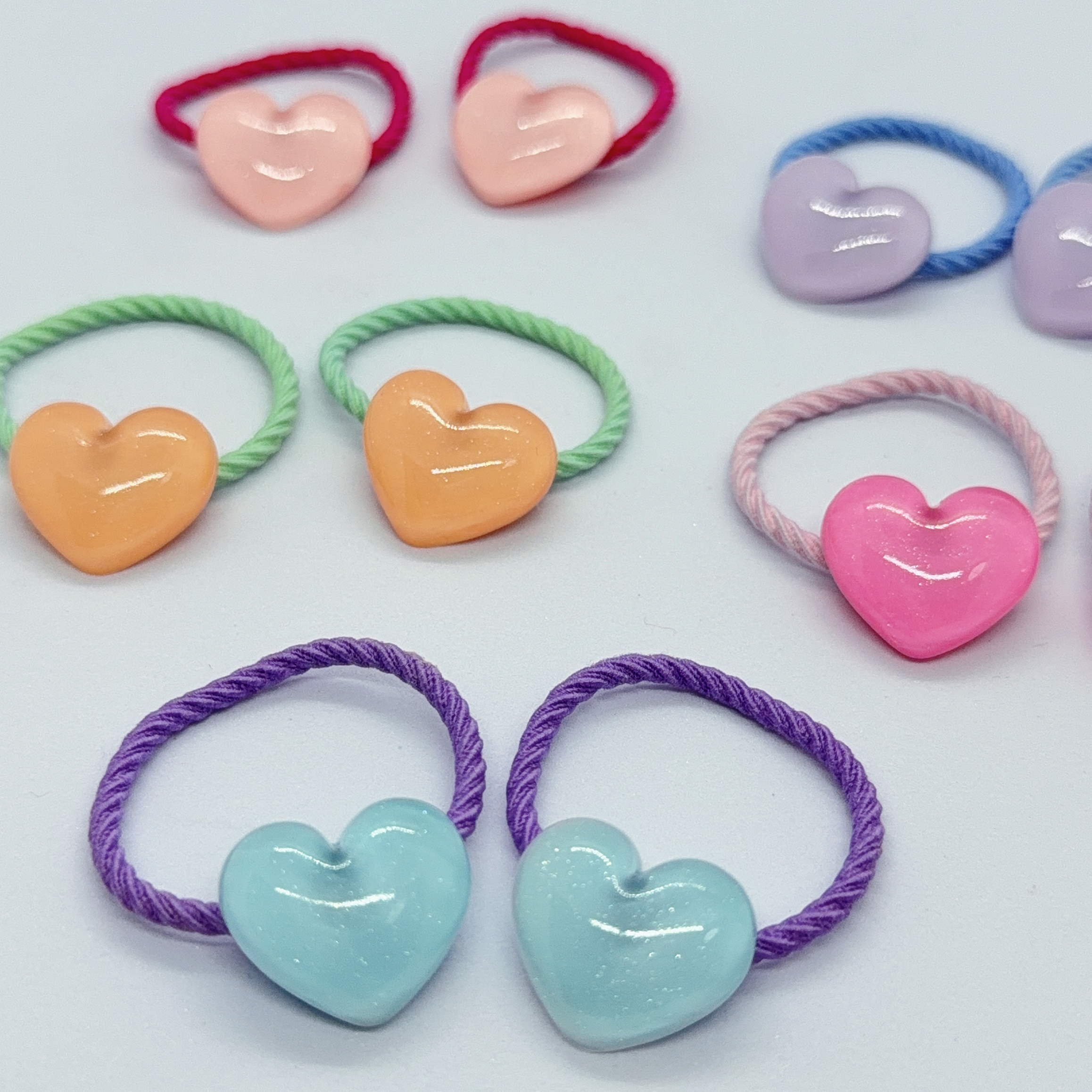 心心飾牌髮圈組 (5對裝) / Heart Shape Charm Hair Tie Set (5 pairs)