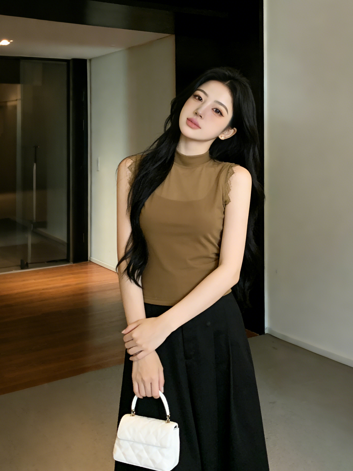 Nude Whisper Top M154