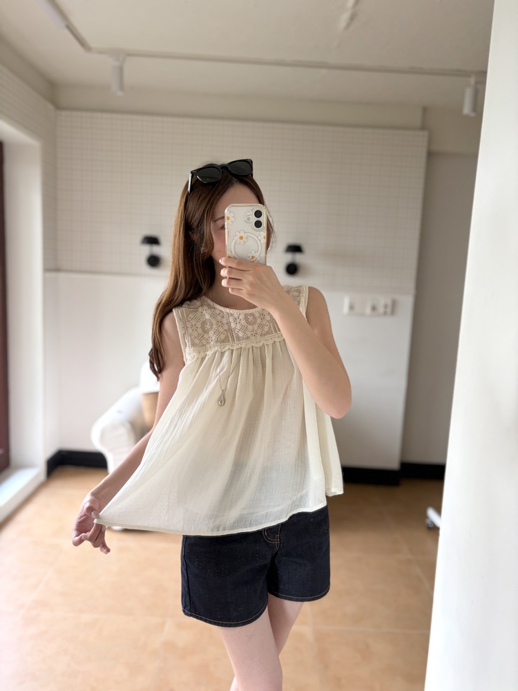 Crochet Lace Layered Blouse