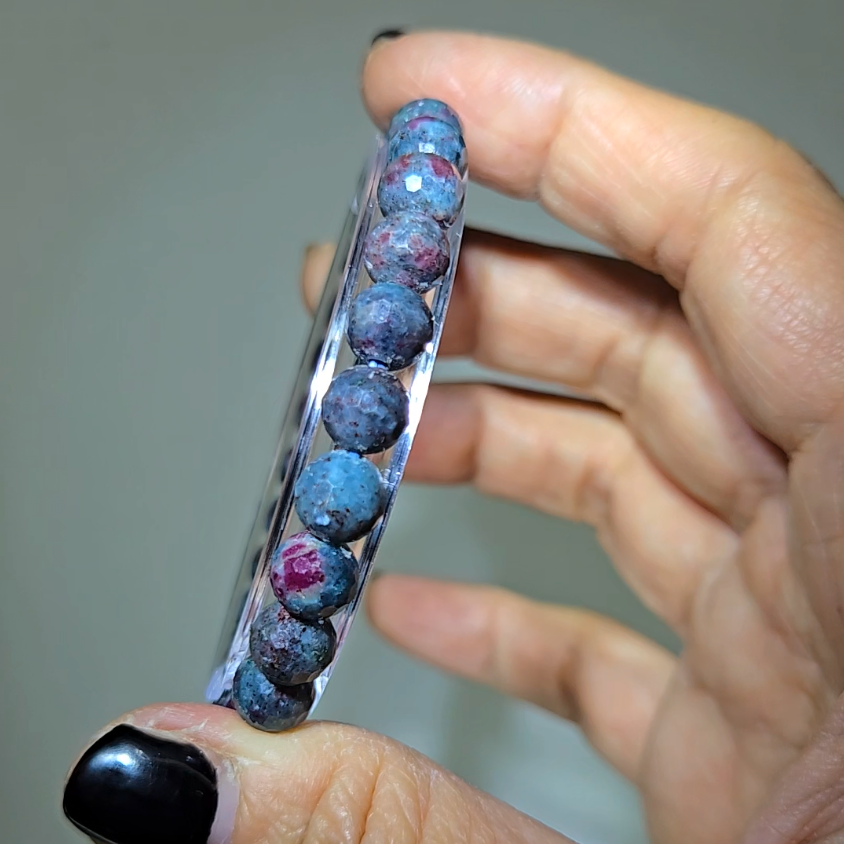 Ruby in kyanite faceted bead bracelets with UV, larger beads - RBY138