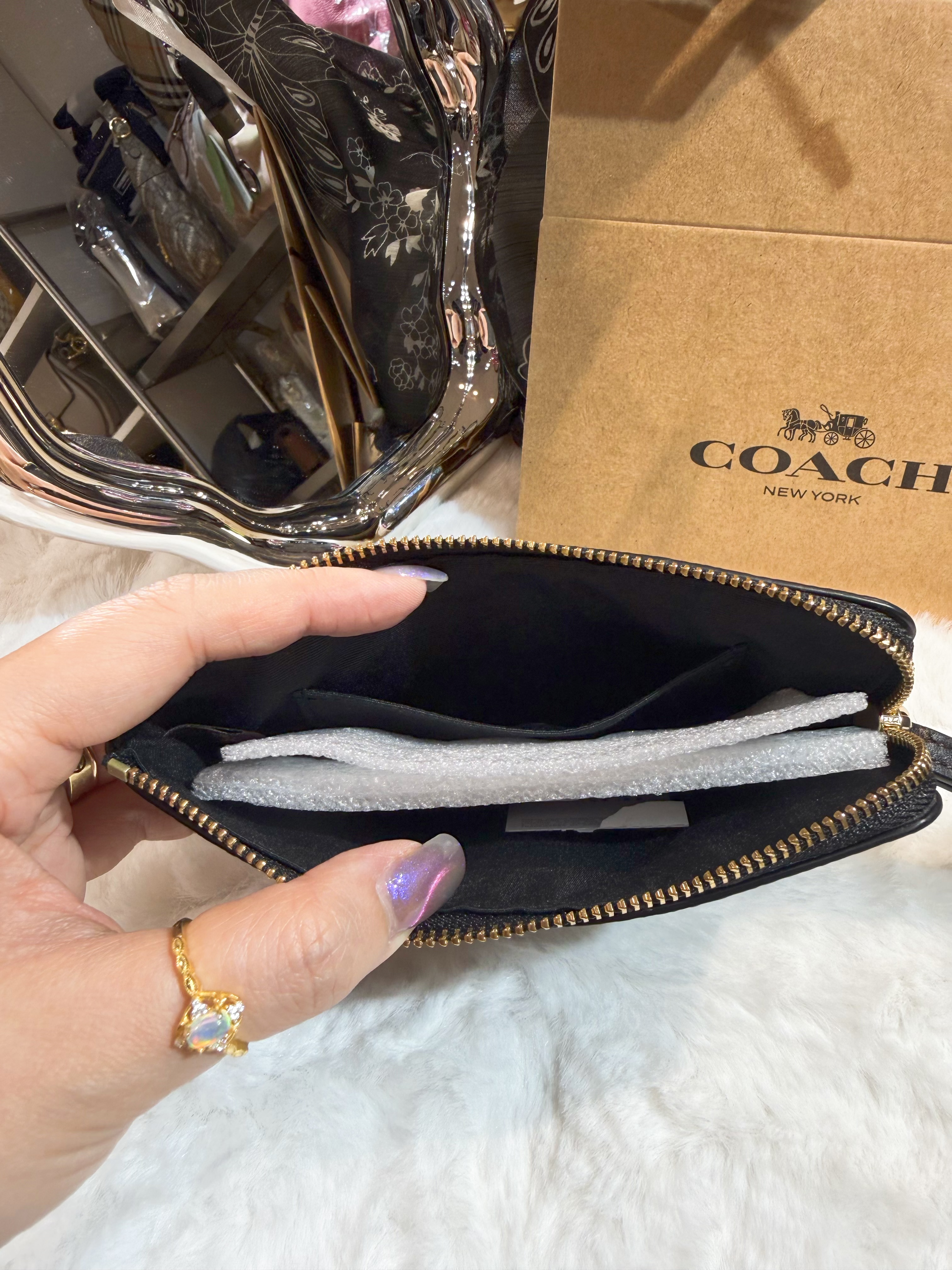 Coach wristler blk gold/m